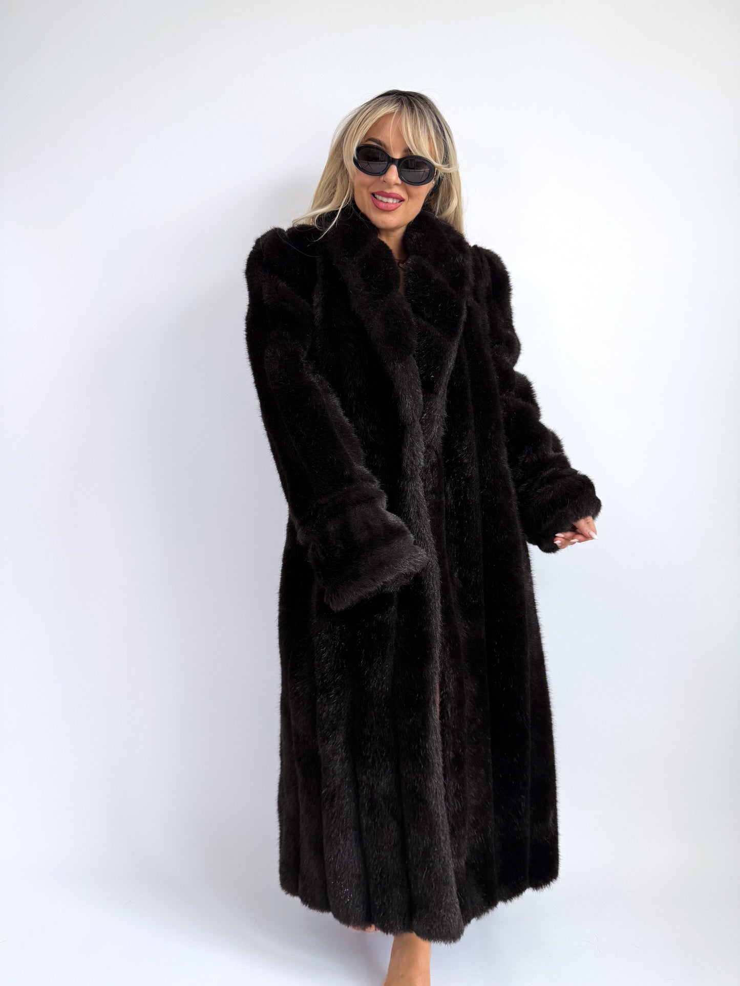 Full-Length Vintage Faux Fur Coat in Black, S