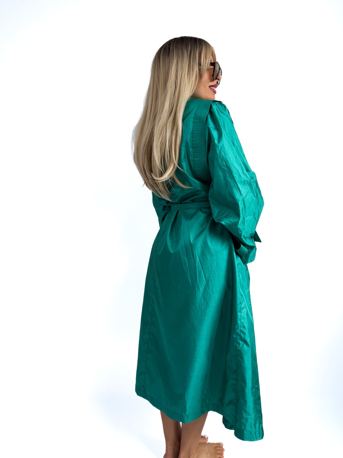 Vintage 90s Shiny Emerald Trench Coat – Oversized Streetwear Rain Jacket with Waist Tie X-XL