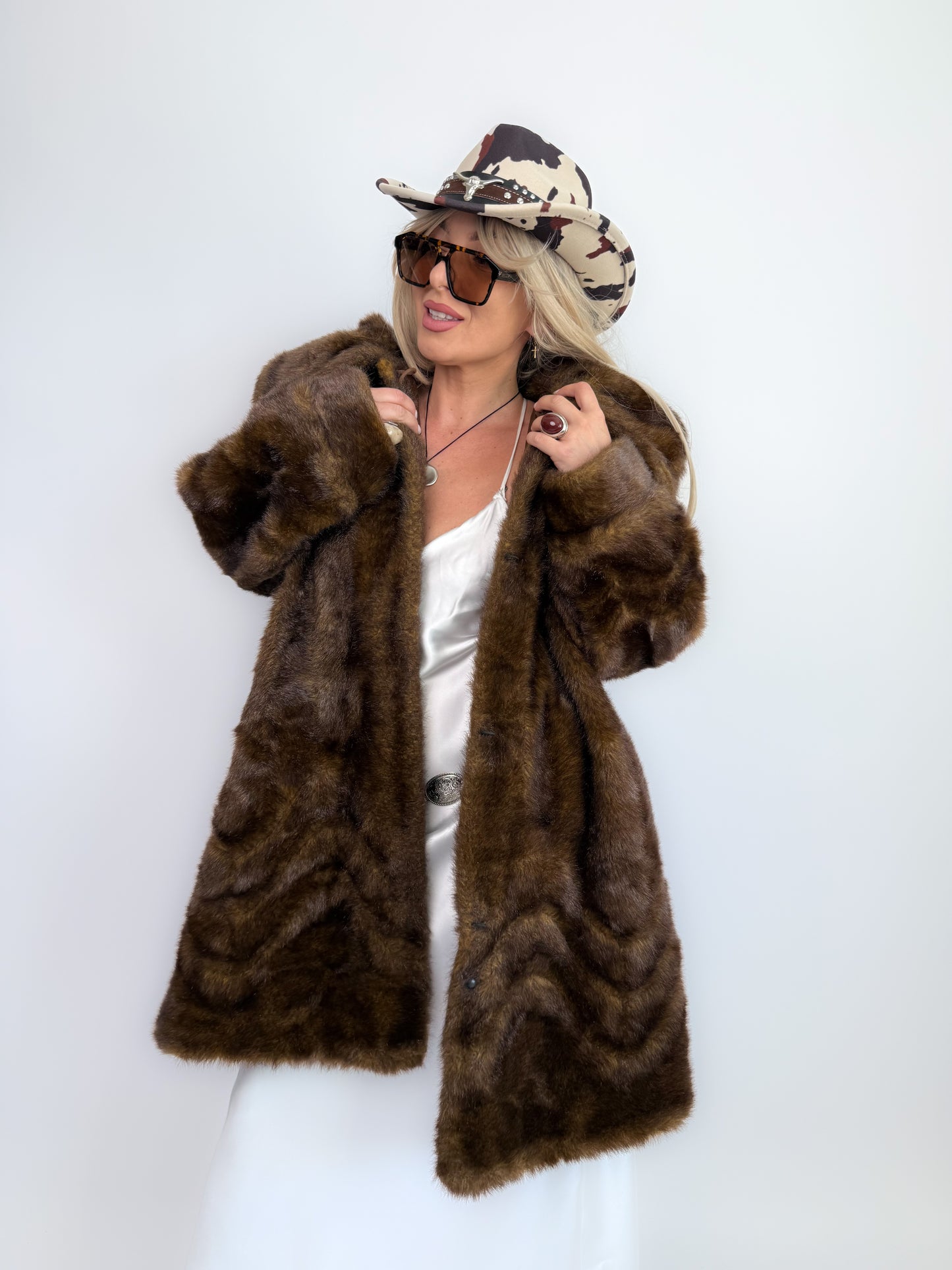Vintage 90s Faux Fur Coat: Brown Mob Wife Style Winter Jacket Size Large