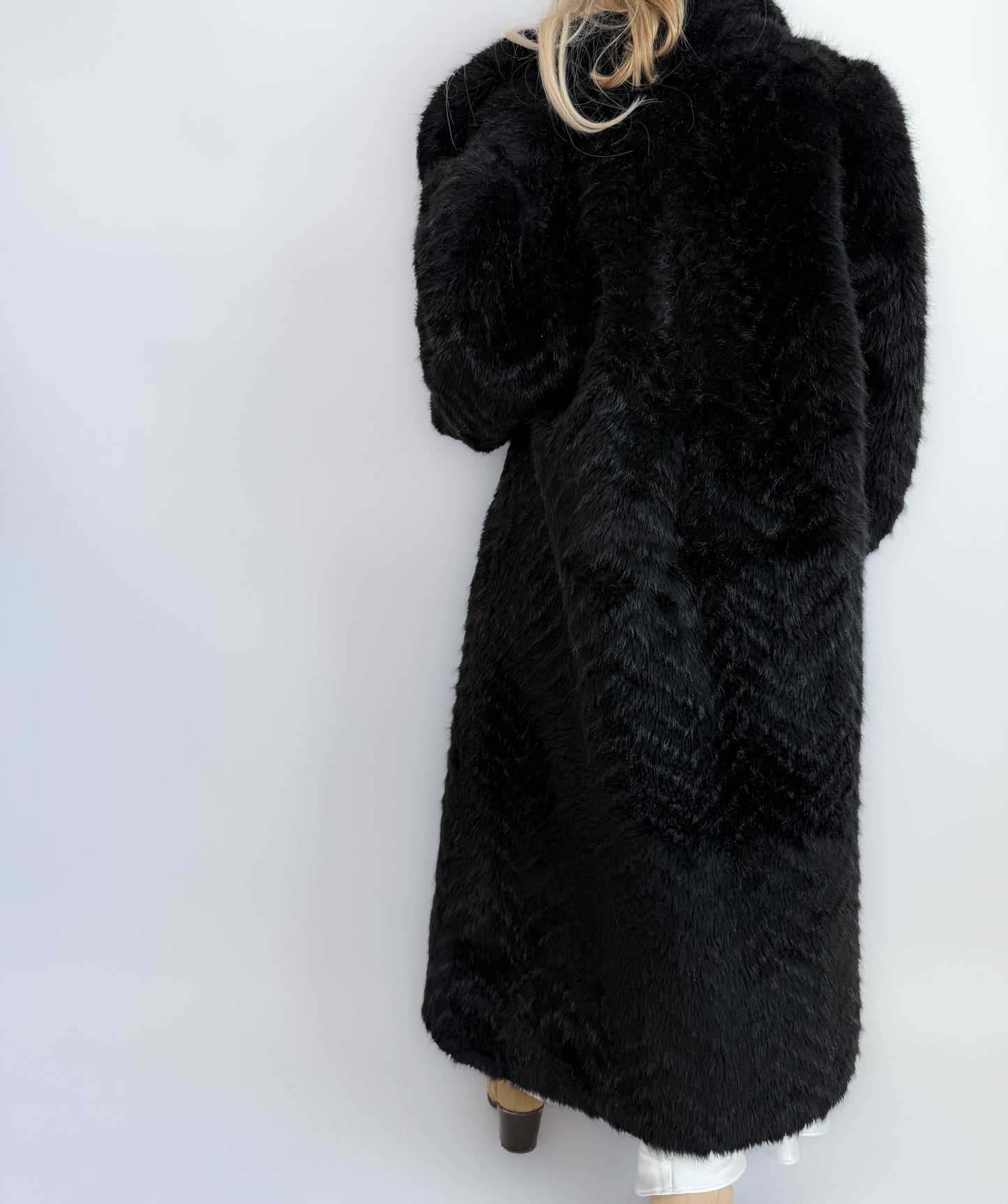 Vintage Faux Fur- Long Winter Coat in Black- L XL