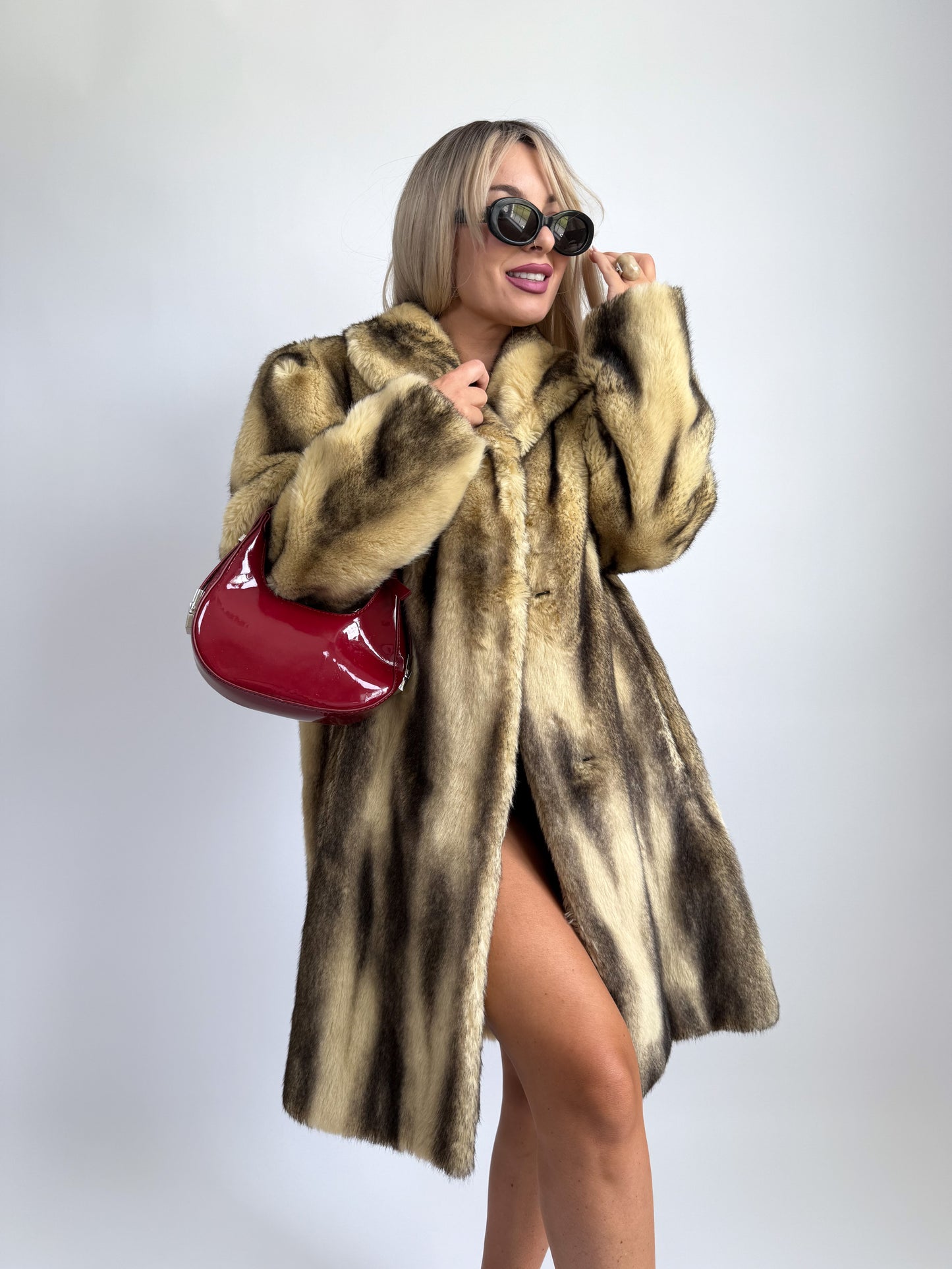 Vintage Blonde & Brown Faux Fur Winter Coat – Medium/Large Fit