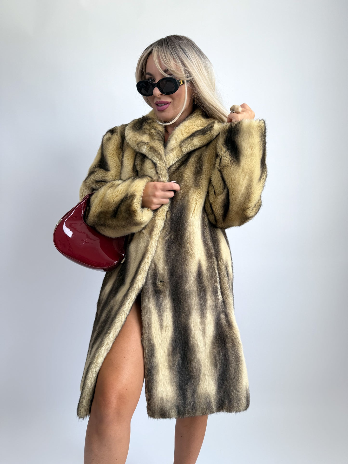 Vintage Blonde & Brown Faux Fur Winter Coat – Medium/Large Fit