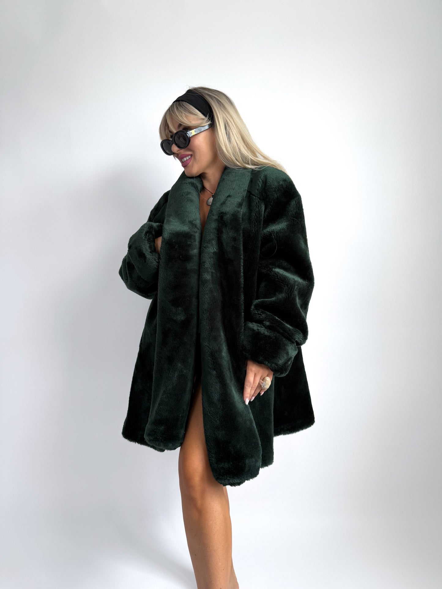 Dark Emerald Faux Fur Coat – Vintage Mob Wife Style in S-M