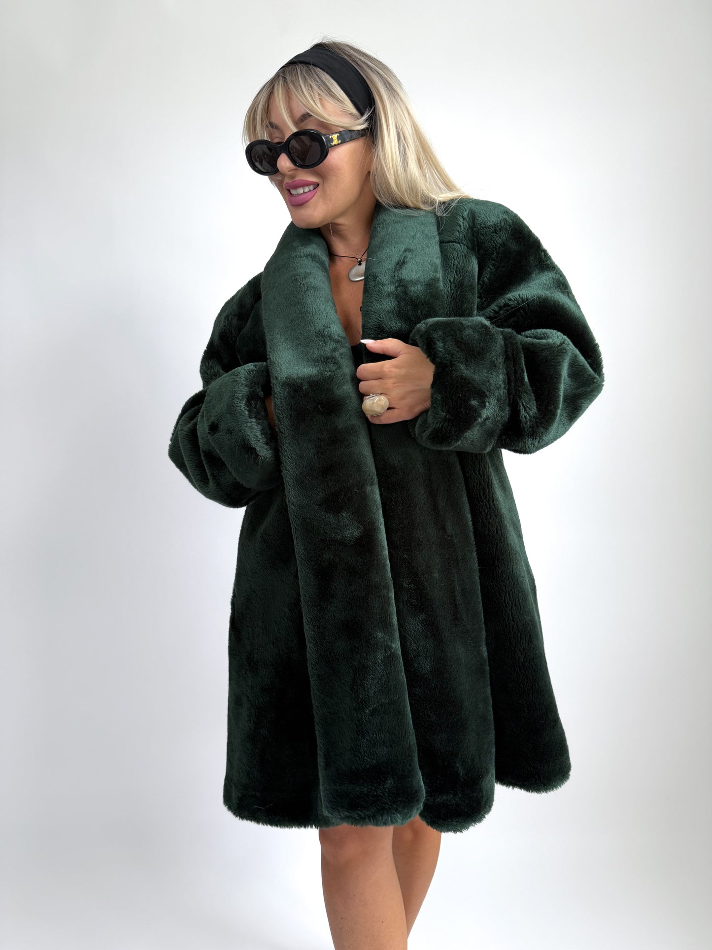 Dark Emerald Faux Fur Coat – Vintage Mob Wife Style in S-M