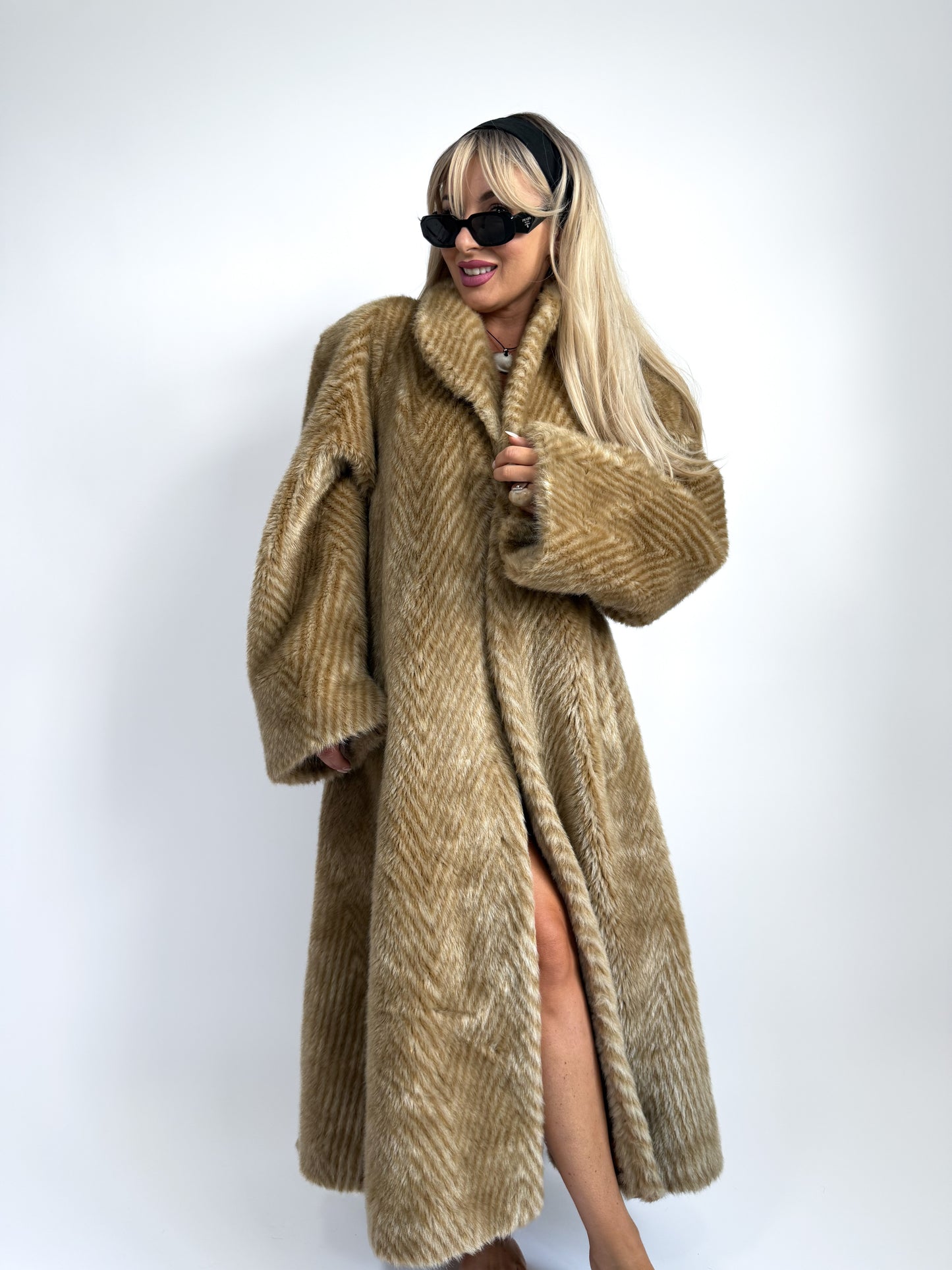 Vintage Honey Chevron Faux Fur Maxi Coat - Full Length Heavyweight Winter Coat in L-XL