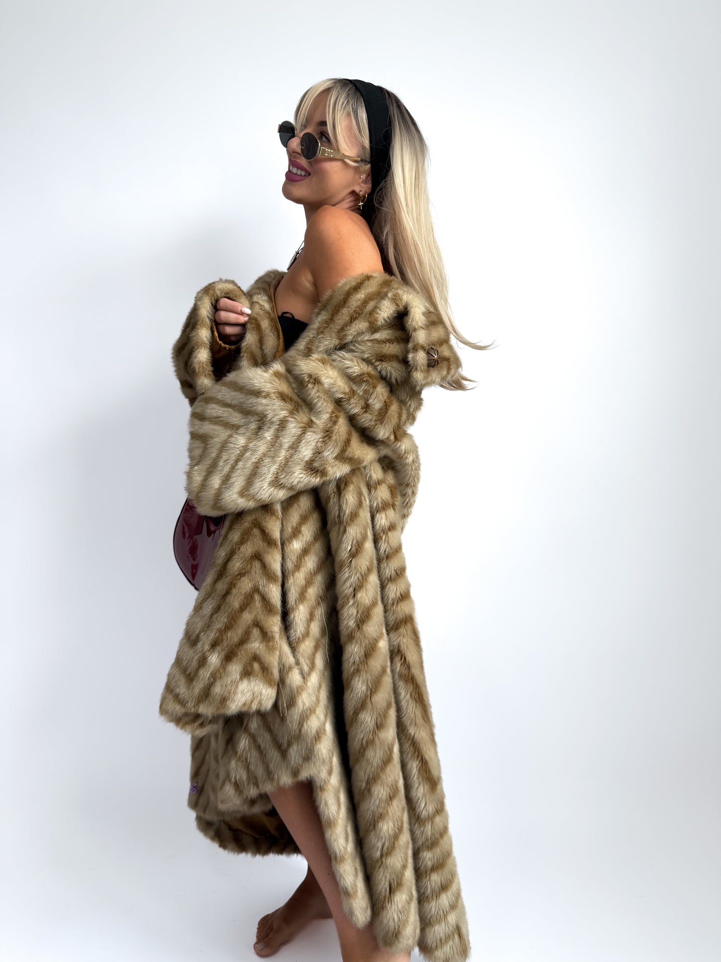 Vintage Chevron Faux Fur Maxi Coat in Blonde - Oversize Heavyweight Winter Coat in M-L