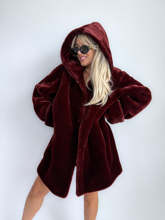 Vintage Burgundy Faux Fur Hooded Winter Coat – 90s Y2K Style Jacket S-L