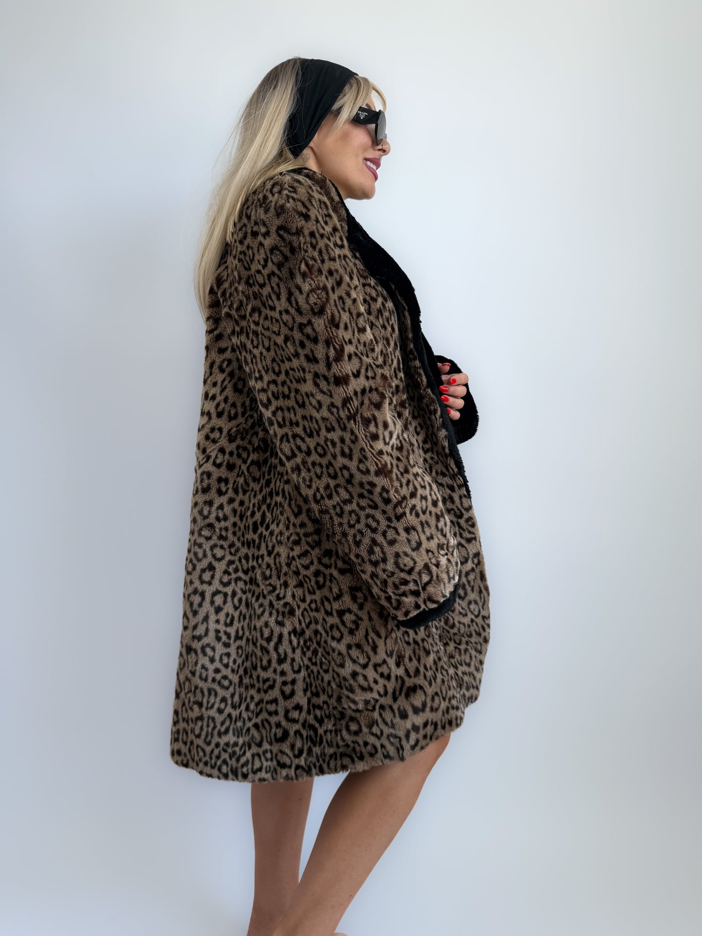 Vintage Leopard Print Faux Fur Coat – 90s Animal Print Winter Jacket Overcoat M-L
