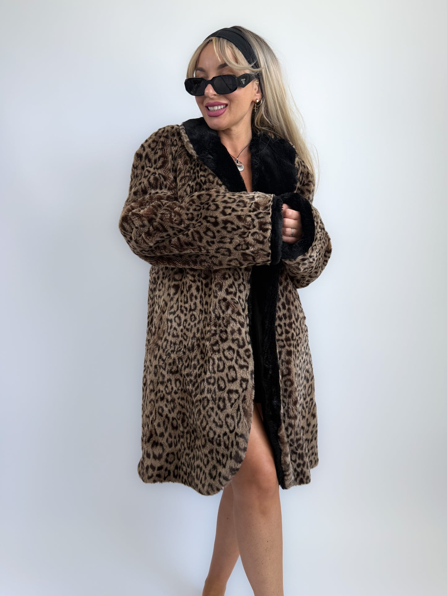 Vintage Leopard Print Faux Fur Coat – 90s Animal Print Winter Jacket Overcoat M-L