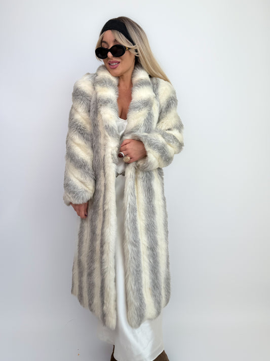 Vintage Ivory White Gray Long Faux Fur Winter Coat Size Small - XS