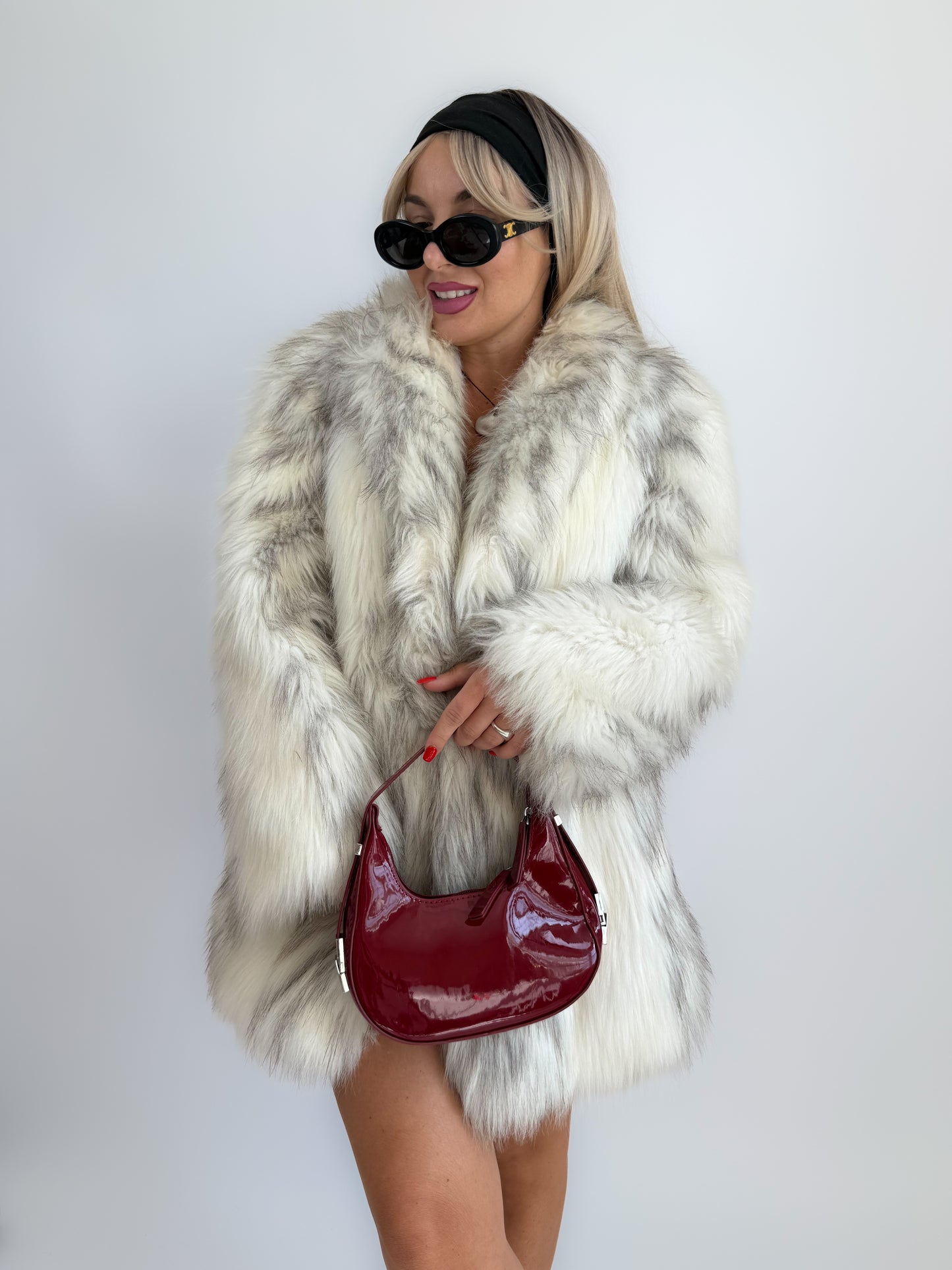 Vintage Ivory Faux Fur Coat – Cream Bridal Winter Festival Mid Length Jacket S-M