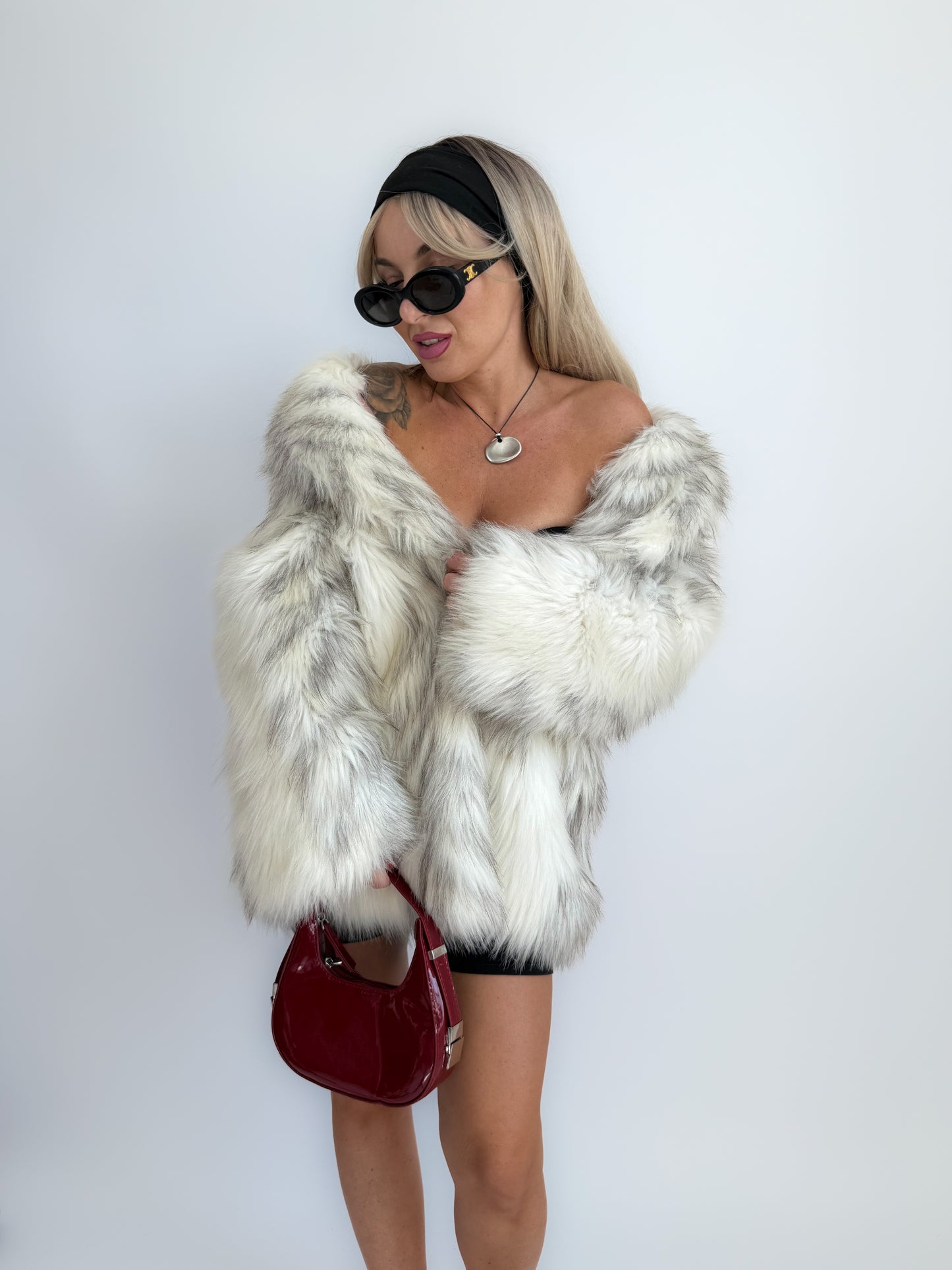 Vintage Ivory Faux Fur Coat – Cream Bridal Winter Festival Mid Length Jacket S-M