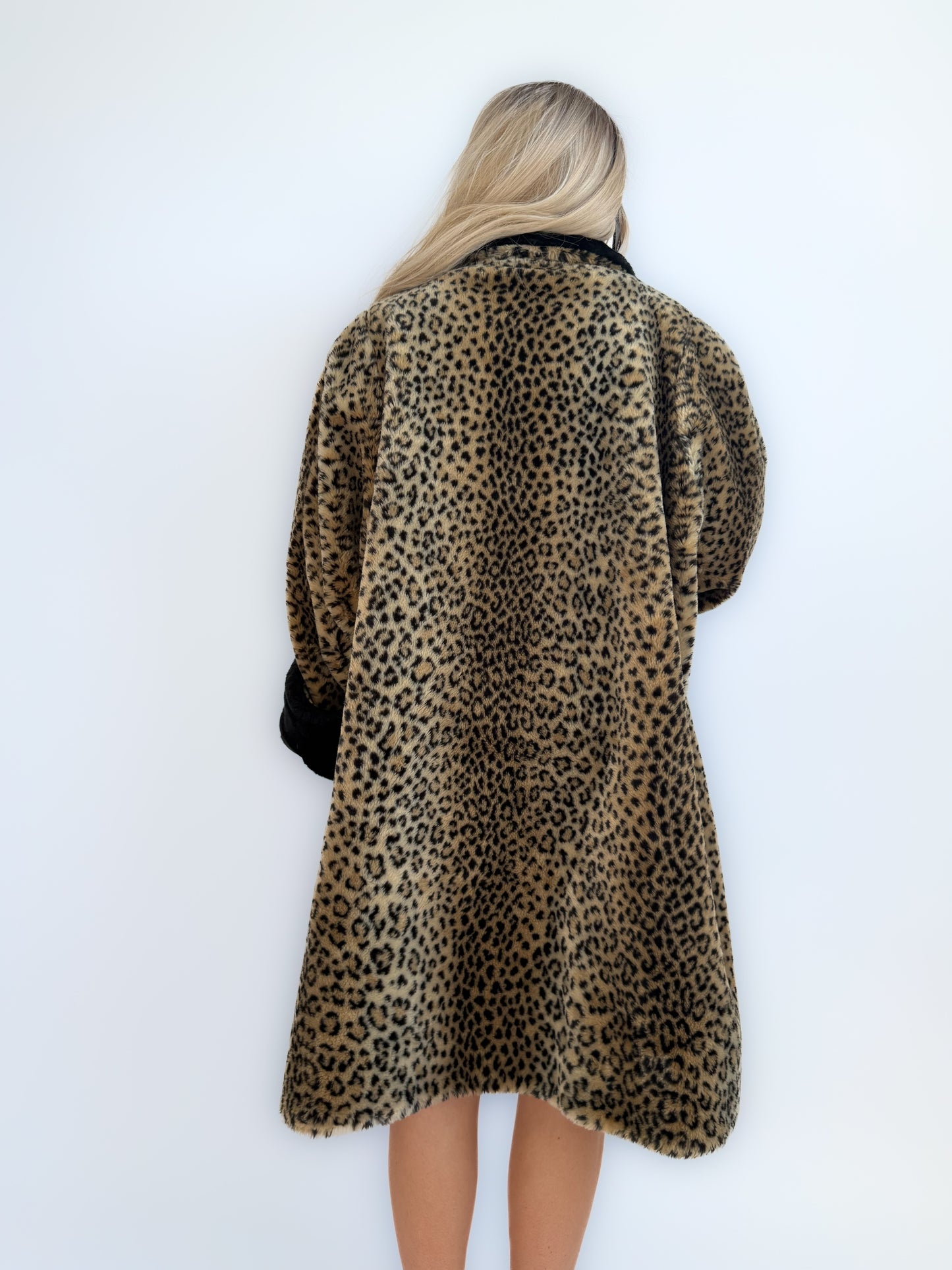 Vintage Cheetah Animal Print Faux Fur Coat – 90s Mob Wife Style Winter Jacket XL-XXL