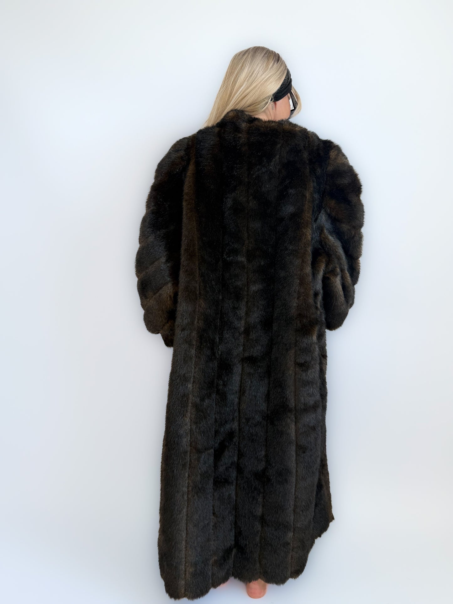 Vintage Long Faux Fur Coat – Full Length Dark Brown Plush Maxi Winter Jacket Size XL-XXL