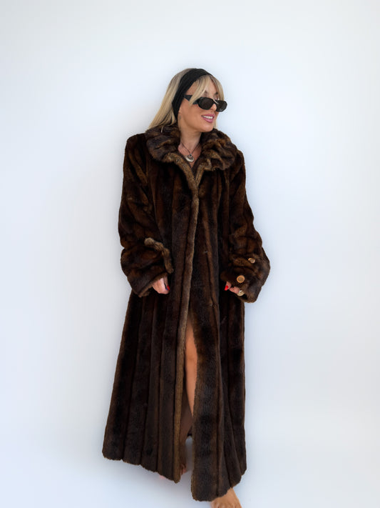 Vintage Long Brown Faux Fur Coat – 90s Full Length Mob Wife Style Winter Jacket - L