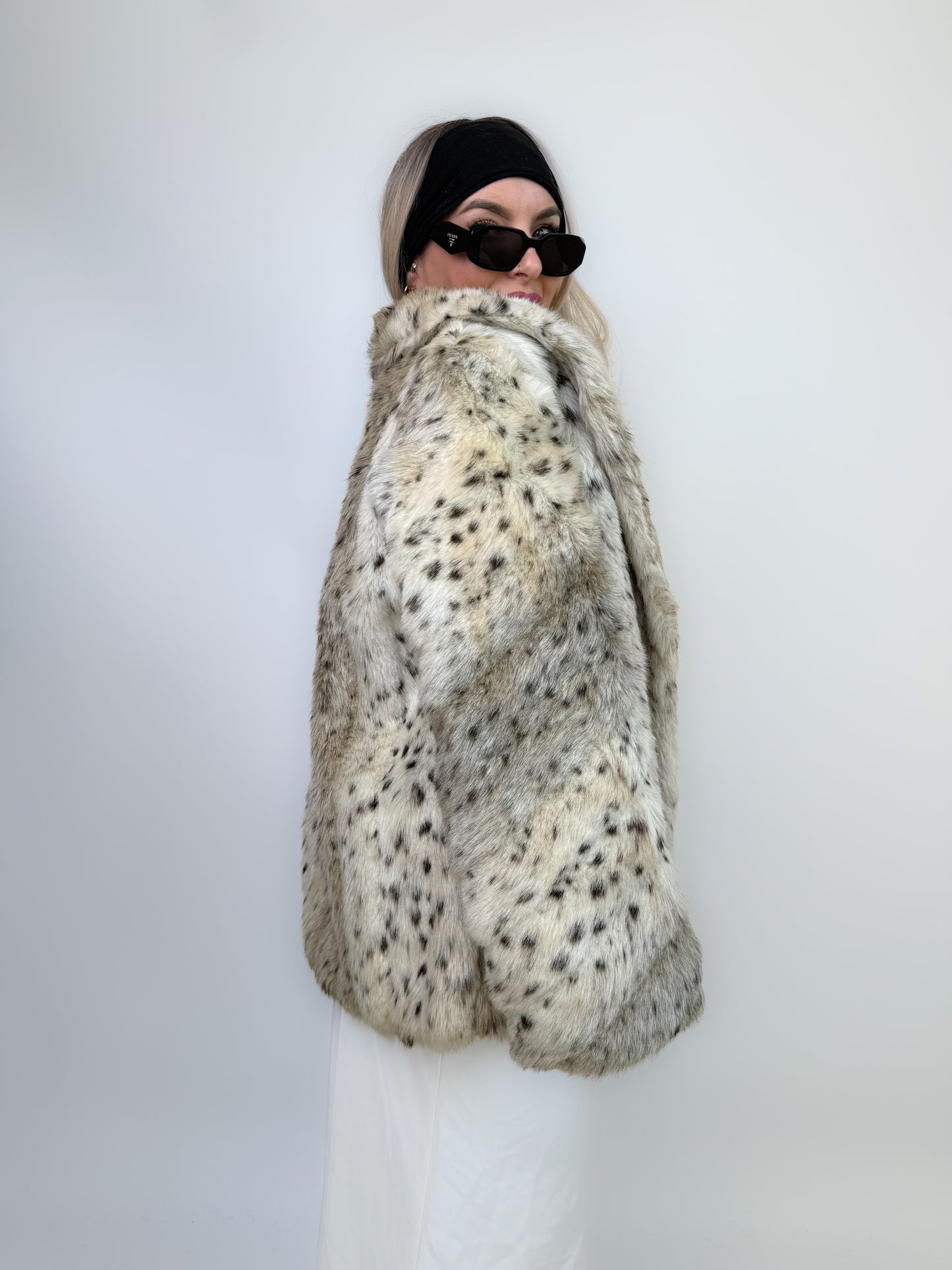 Vintage Faux Fur Snow Fox Leopard Animal Print Winter Coat  XS-S