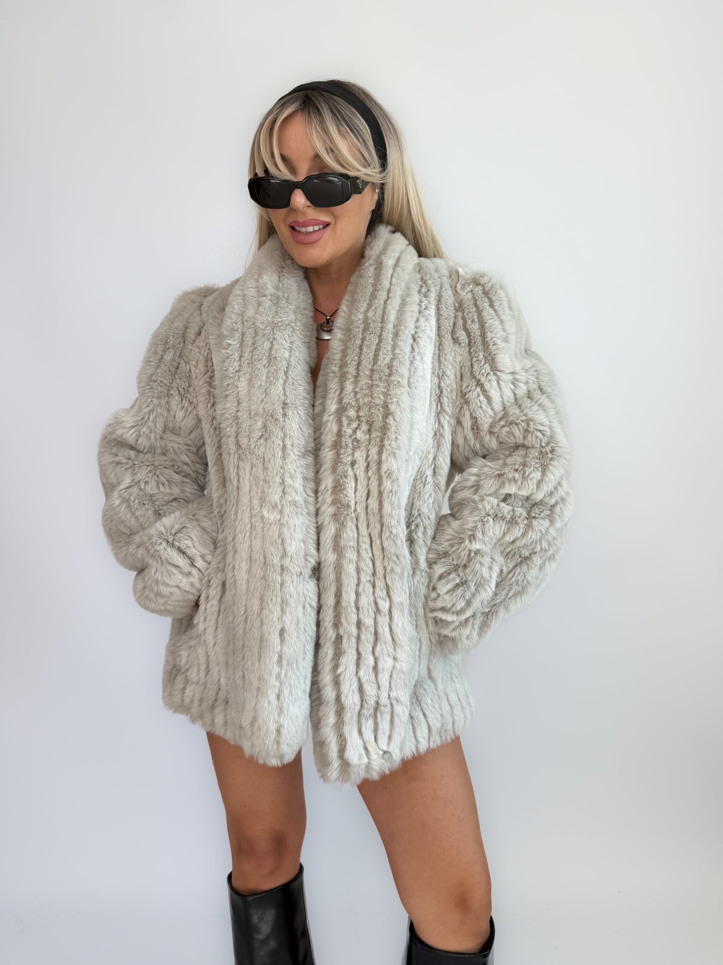 Vintage Ivory Cream Faux Fur Coat – Bridal Wedding Winter Jacket  S-M