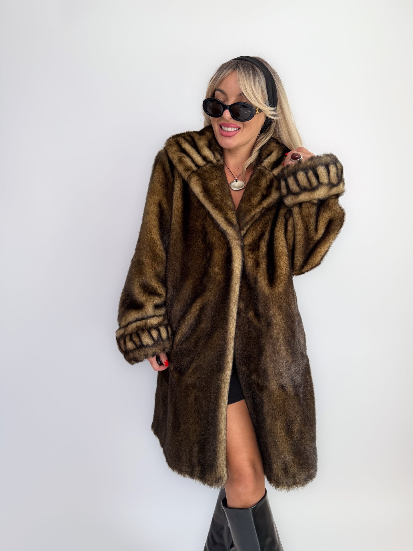 Vintage 90s Faux Fur Coat Brown-Mob Wife Energy Winter Jacket - Y2K Mink Look Winter Jacket Coat S-M