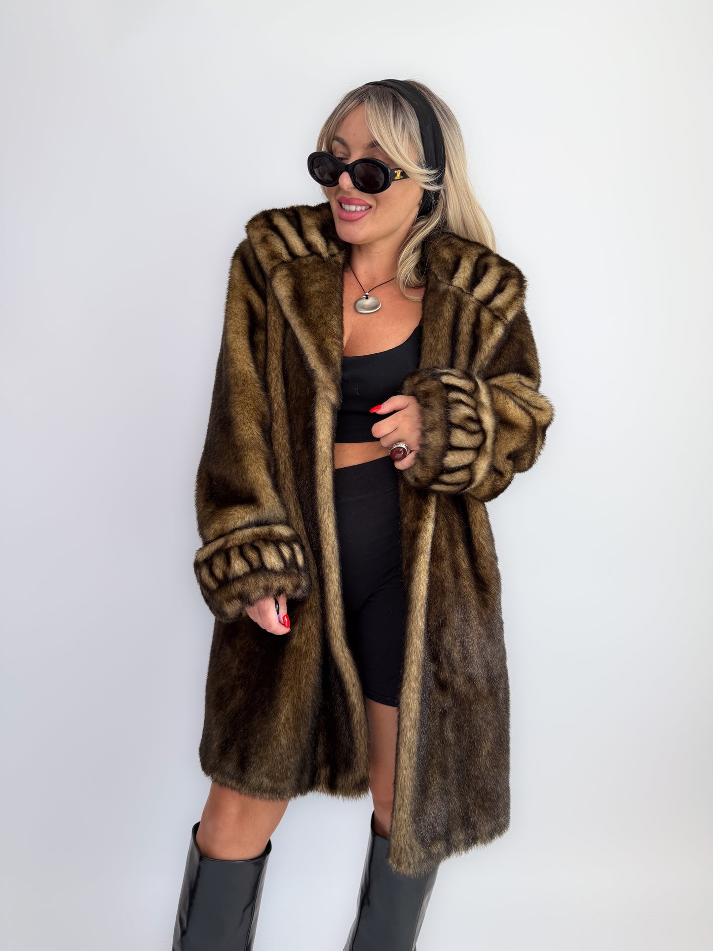 Vintage 90s Faux Fur Coat Brown-Mob Wife Energy Winter Jacket - Y2K Mink Look Winter Jacket Coat S-M