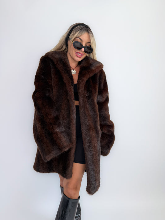 Vintage 90s Dark Brown Faux Fur Coat – Mob Wife Mink Look Winter Jacket M-L