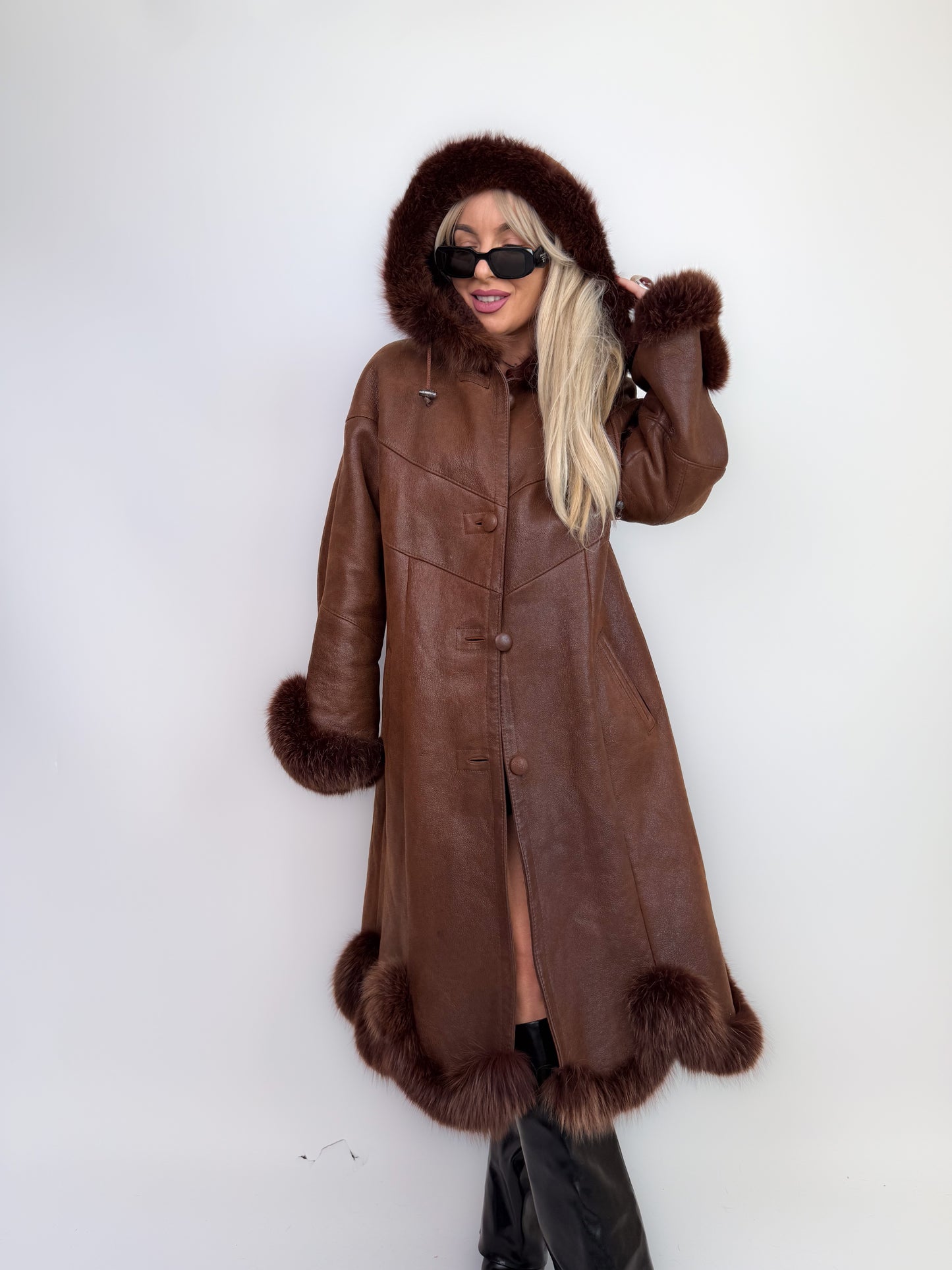 Vintage shearling leather geniune fox fur trim wool lined chocolate brown hooded winter coat Size M-L
