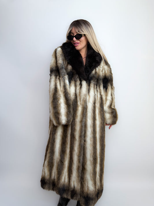Vintage Ivory Black Long Faux Fur Winter Coat Size XL