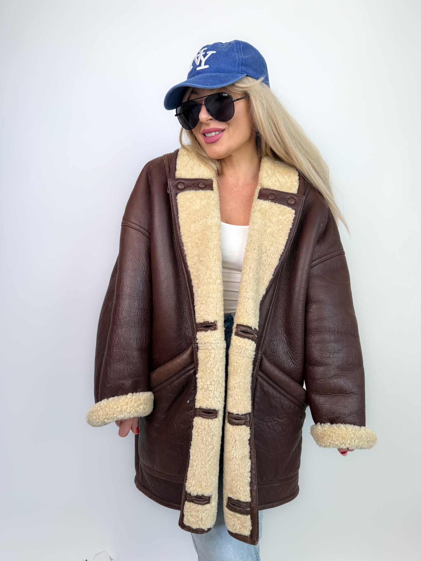 Vintage Dark Brown Shearling Natural Leather Coat Unisex Winter Coat
