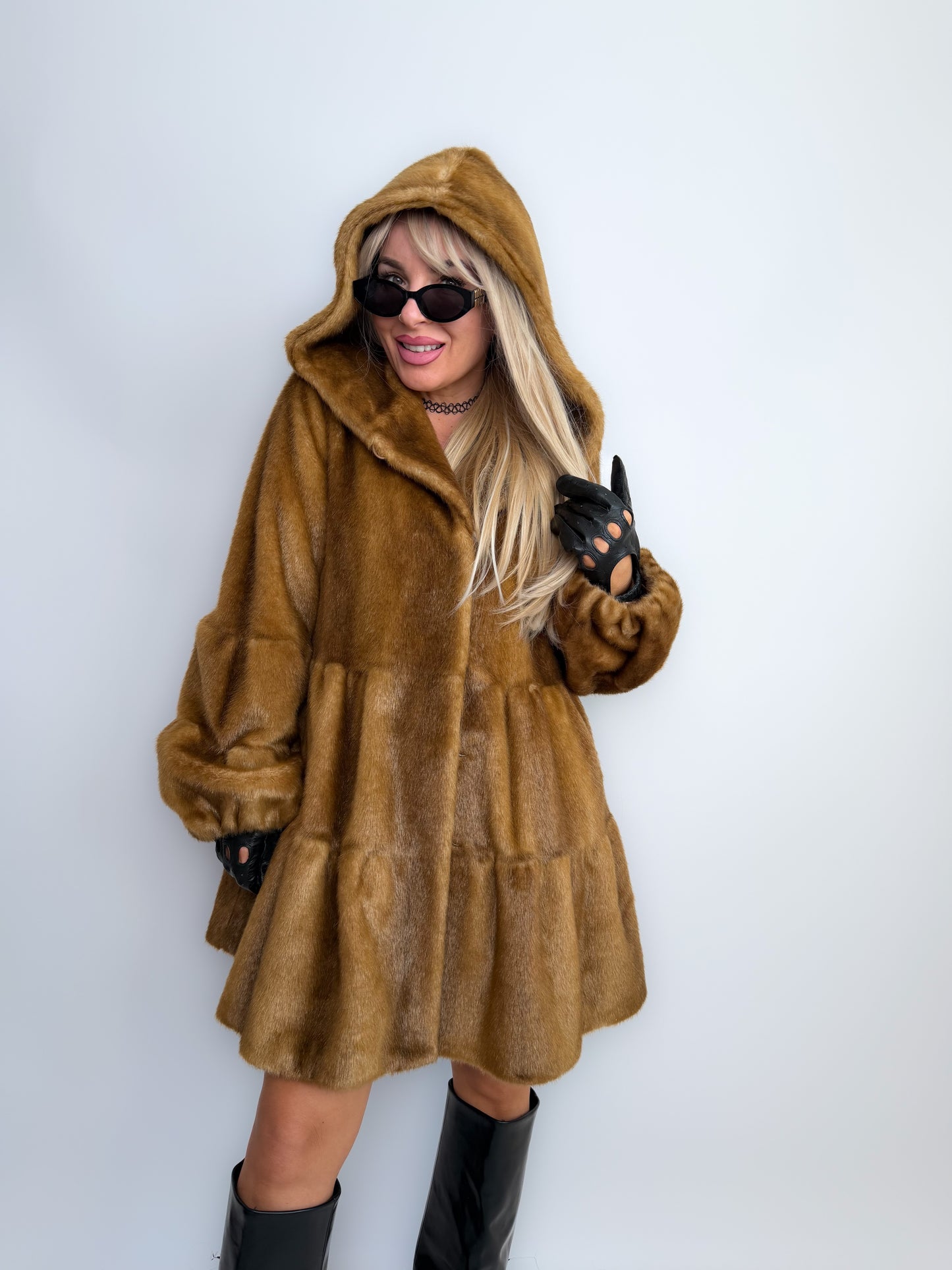 Vintage Carmel Brown Faux Fur Hooded Winter Coat S-M