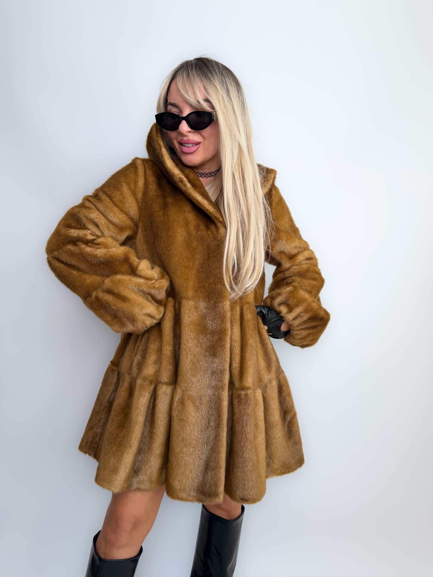 Vintage Carmel Brown Faux Fur Hooded Winter Coat S-M