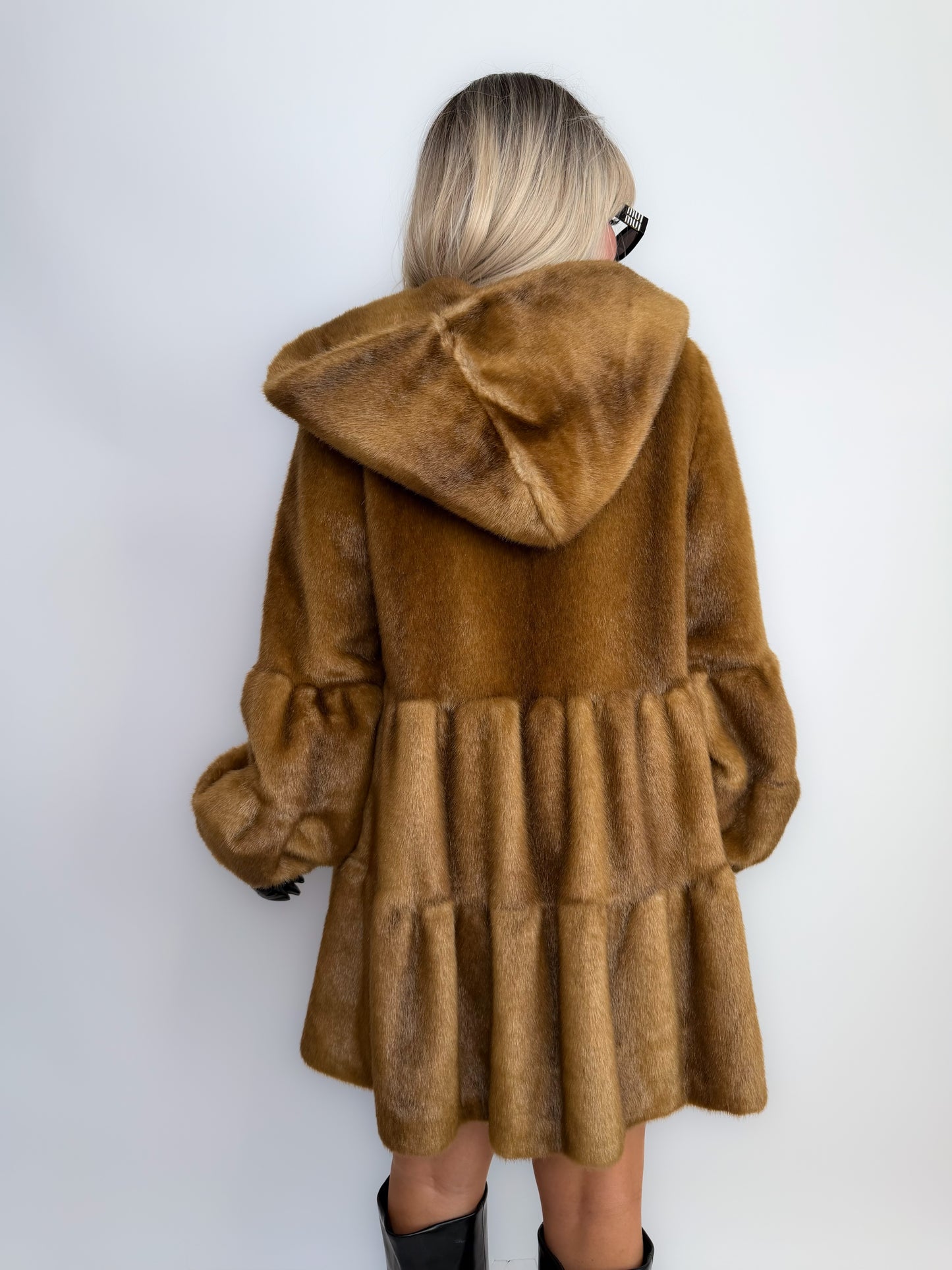 Vintage Carmel Brown Faux Fur Hooded Winter Coat S-M