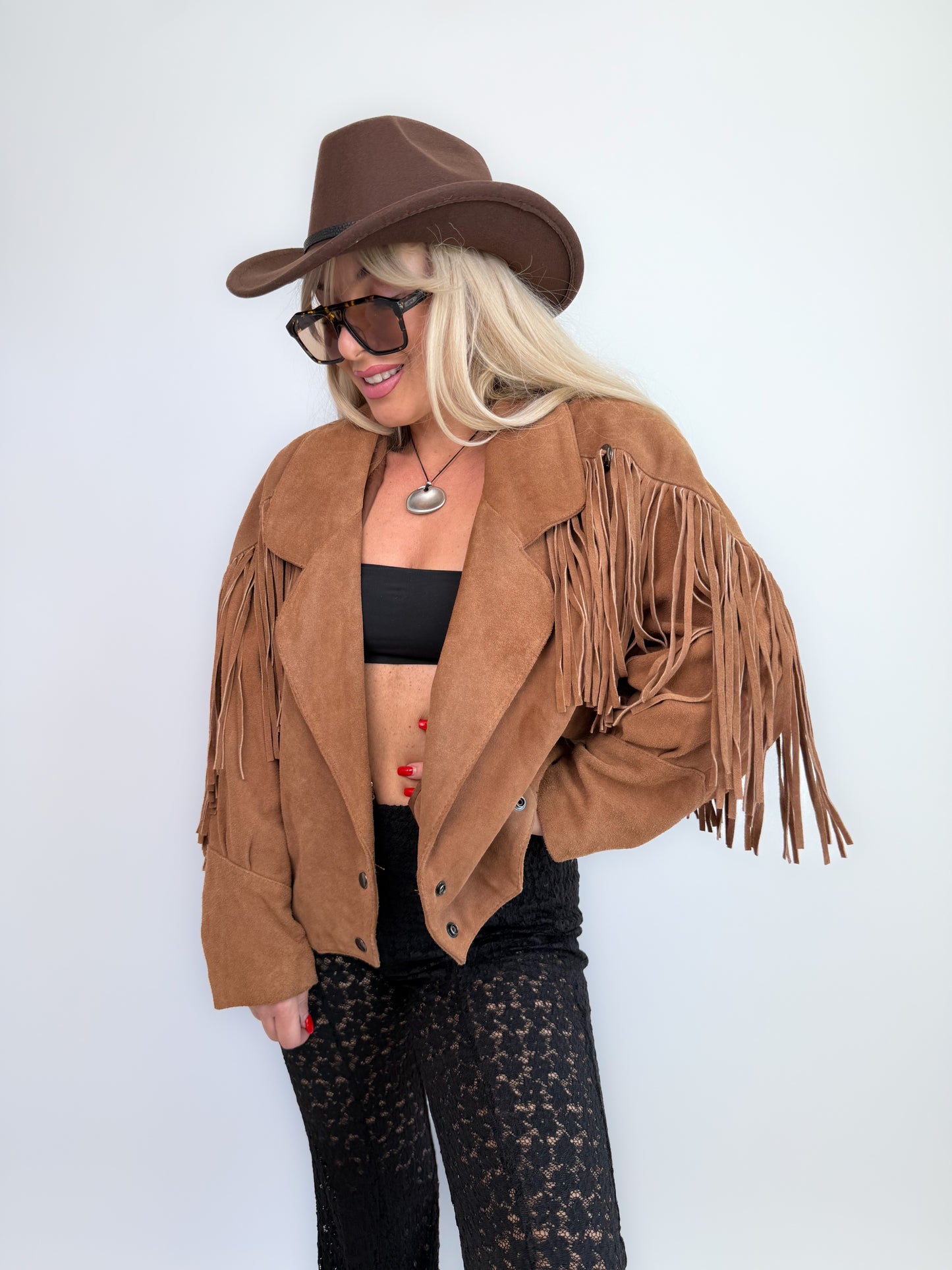 Vintage Camel Tan Suede Fringe Jacket – 90s Western Festival Boho Cowgirl Style S-M