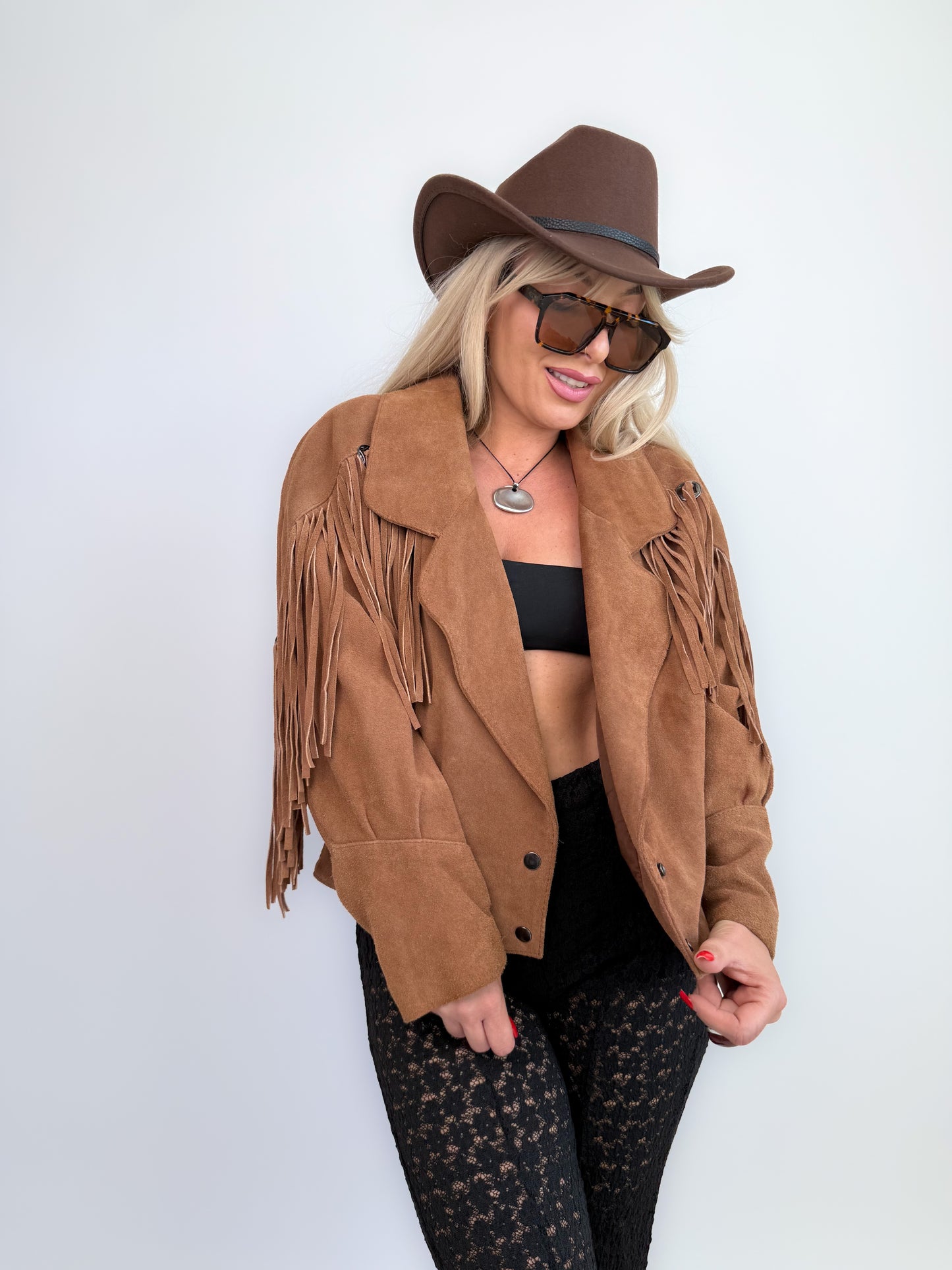 Vintage Camel Tan Suede Fringe Jacket – 90s Western Festival Boho Cowgirl Style S-M