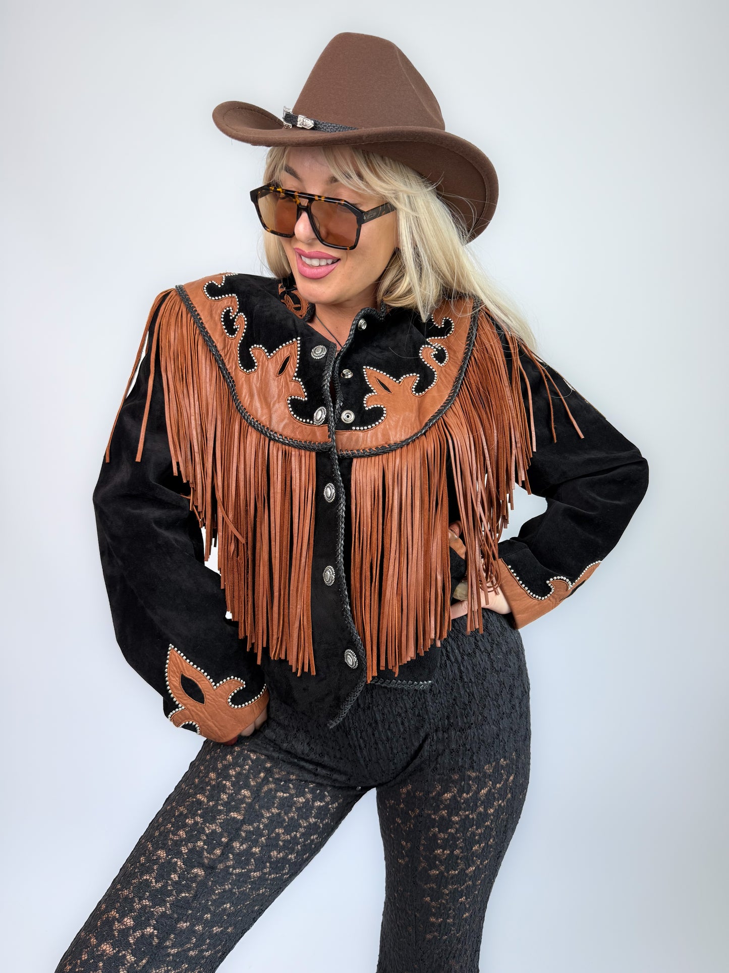 Vintage Black & Brown Suede Fringe Jacket – Western Festival Coachella  Boho Cowgirl Style S