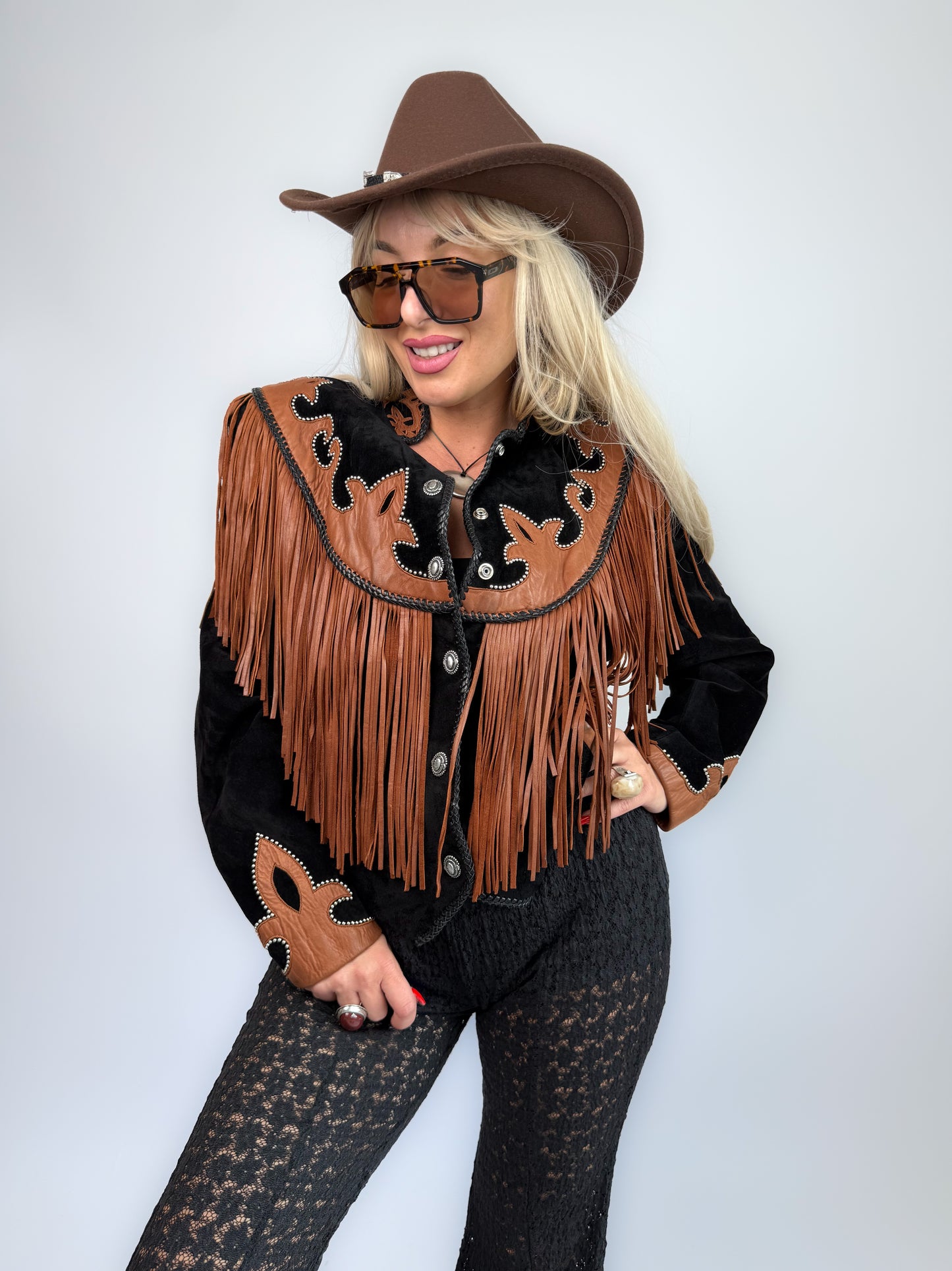 Vintage Black & Brown Suede Fringe Jacket – Western Festival Coachella  Boho Cowgirl Style S