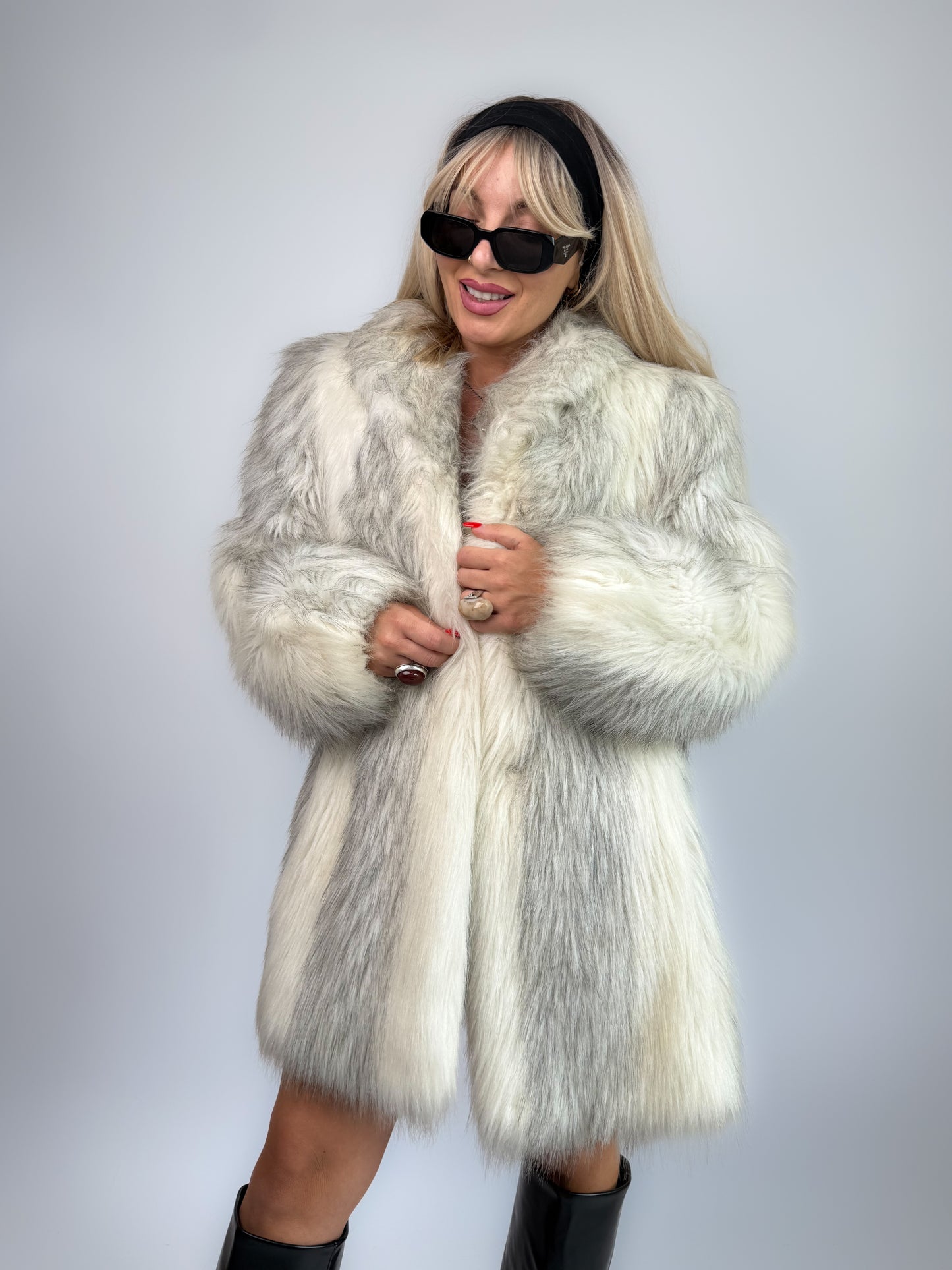Vintage Ivory Faux Fur Coat – Cream Bridal Winter Festival Mid Length Jacket S-M