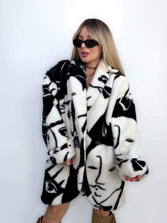 Iconic Celebrity Loved Vintage Faux Fur Coat Abstract Art Faces S-L