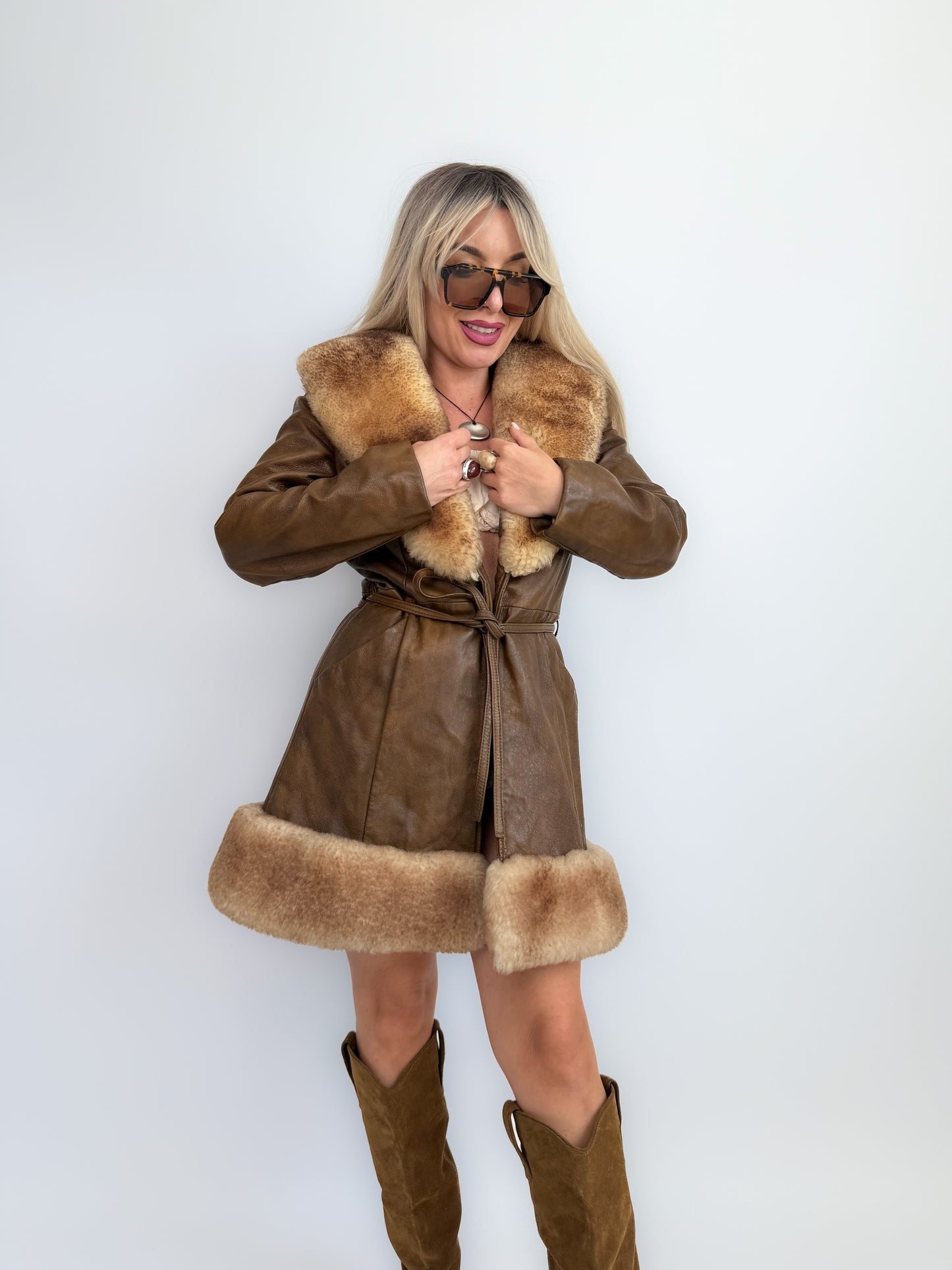 Vintage 70s Penny Lane Brown Leather Afghan Coat with Faux Fur Trim (XS/S)