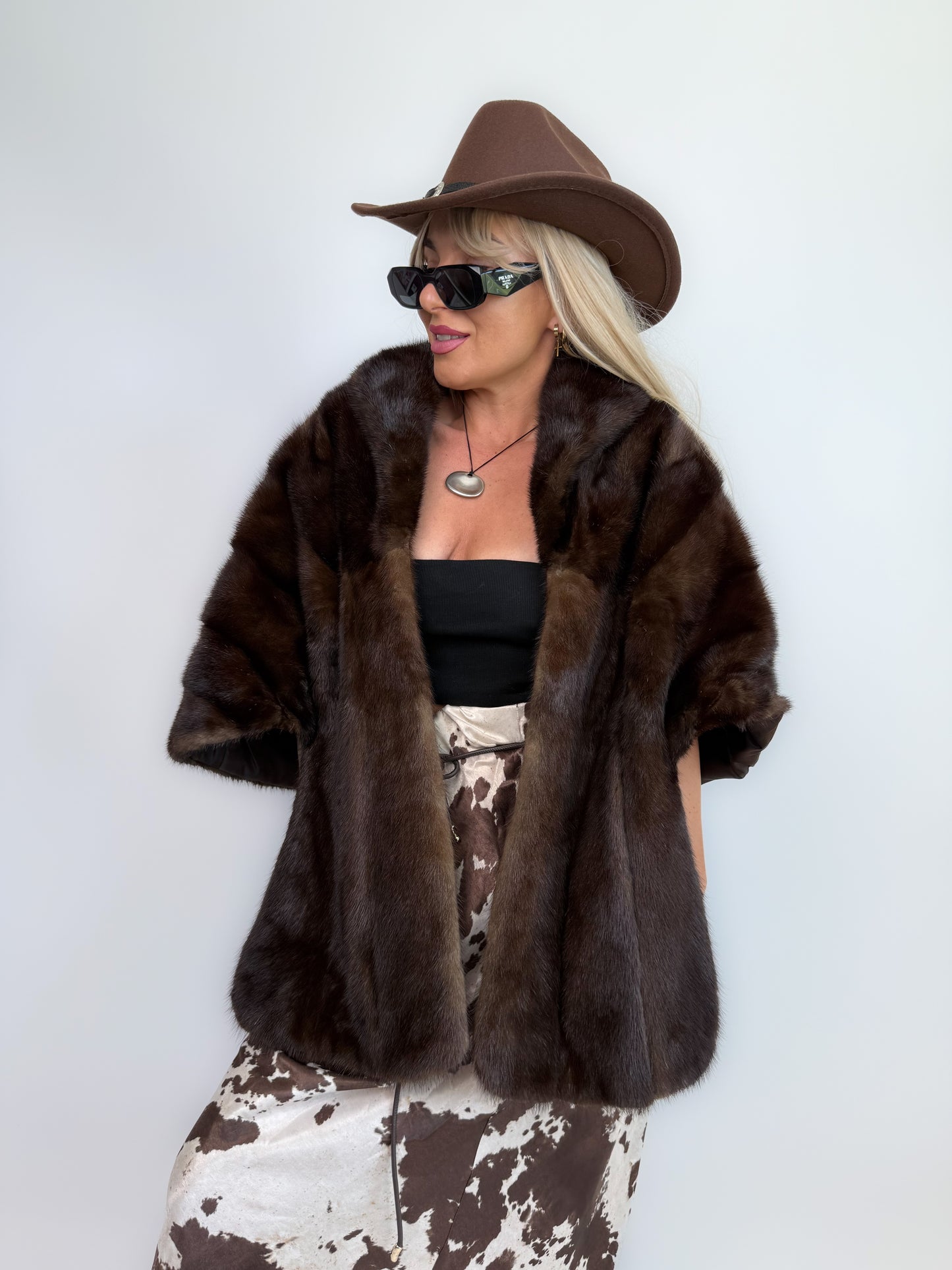 Vintage 80s Mink Fur Poncho Wrap – Natural Dark Brown Cape Jacket, Shawl Size Small-Medium-Large