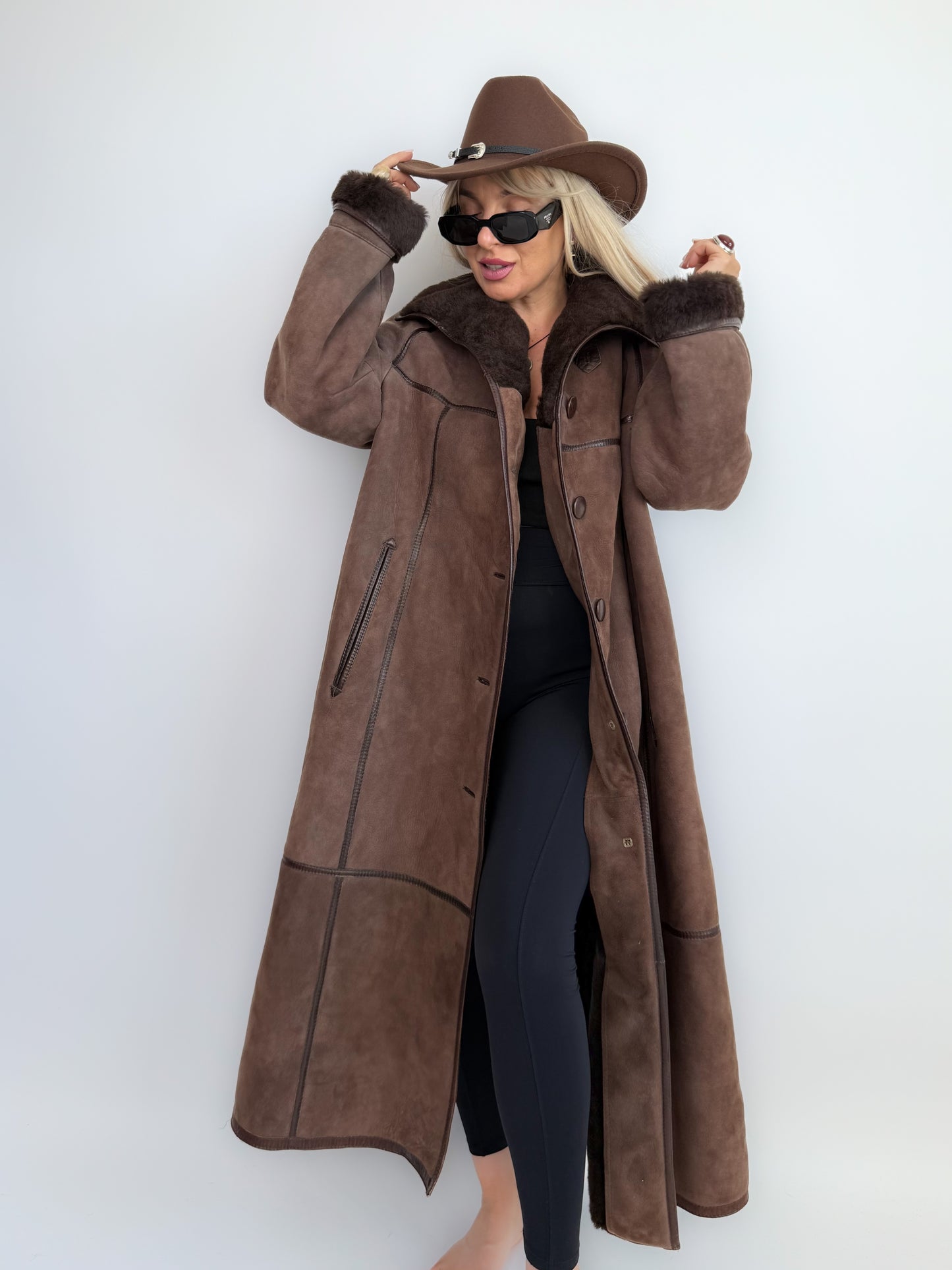Vintage Shearling Sheepskin Coat – Brown Full Length Shearling Sheepskin Jacket M-L
