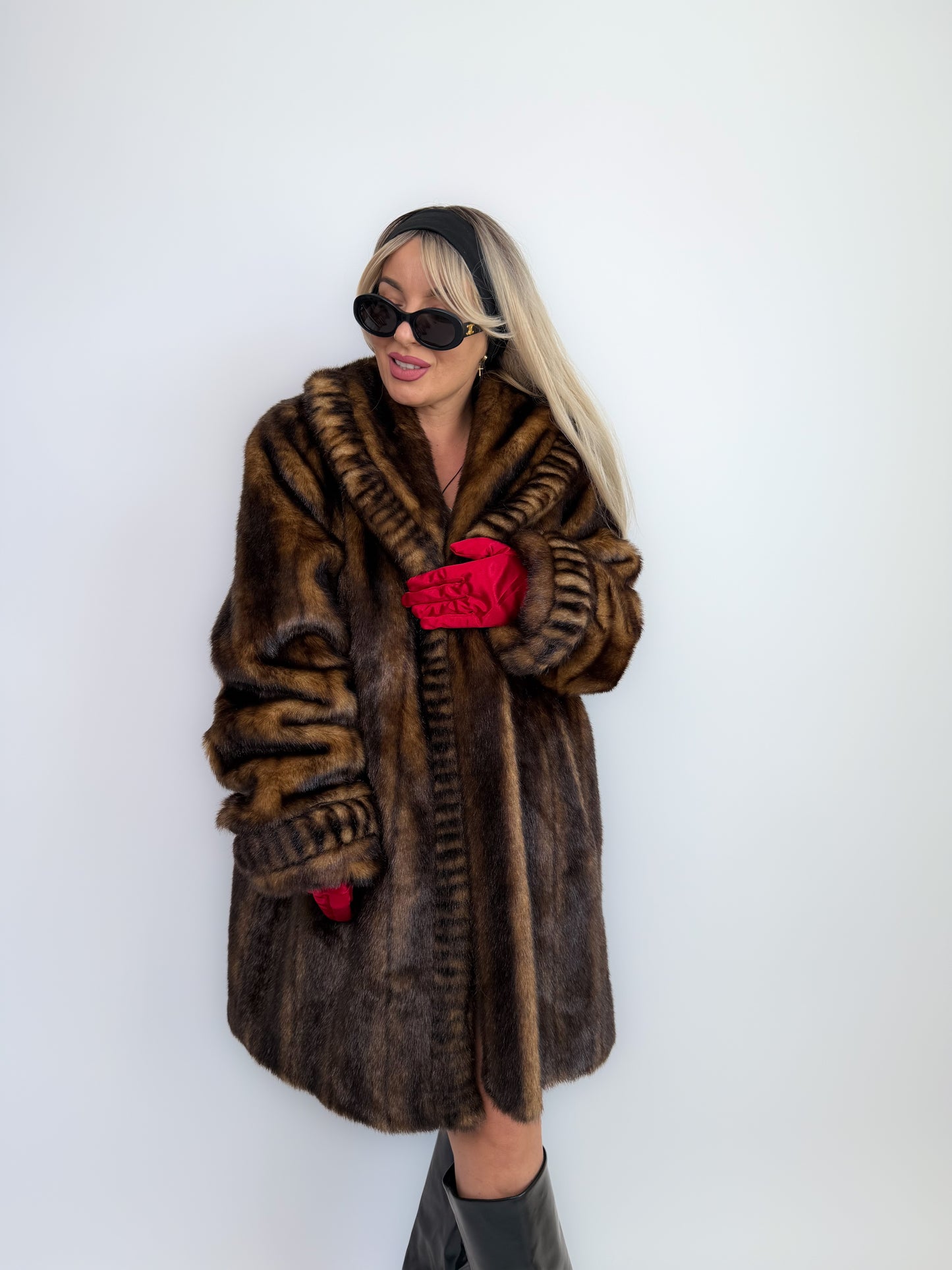 Vintage Brown Faux Fur Coat – 90s Mob Wife Style Winter Jacket Mid Length Winter Overcoat L-XL