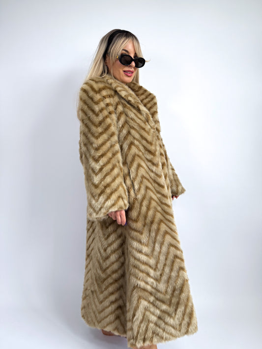 Vintage Chevron Full Length Faux Fur Coat – Blonde Soft Glam | Size L-XL