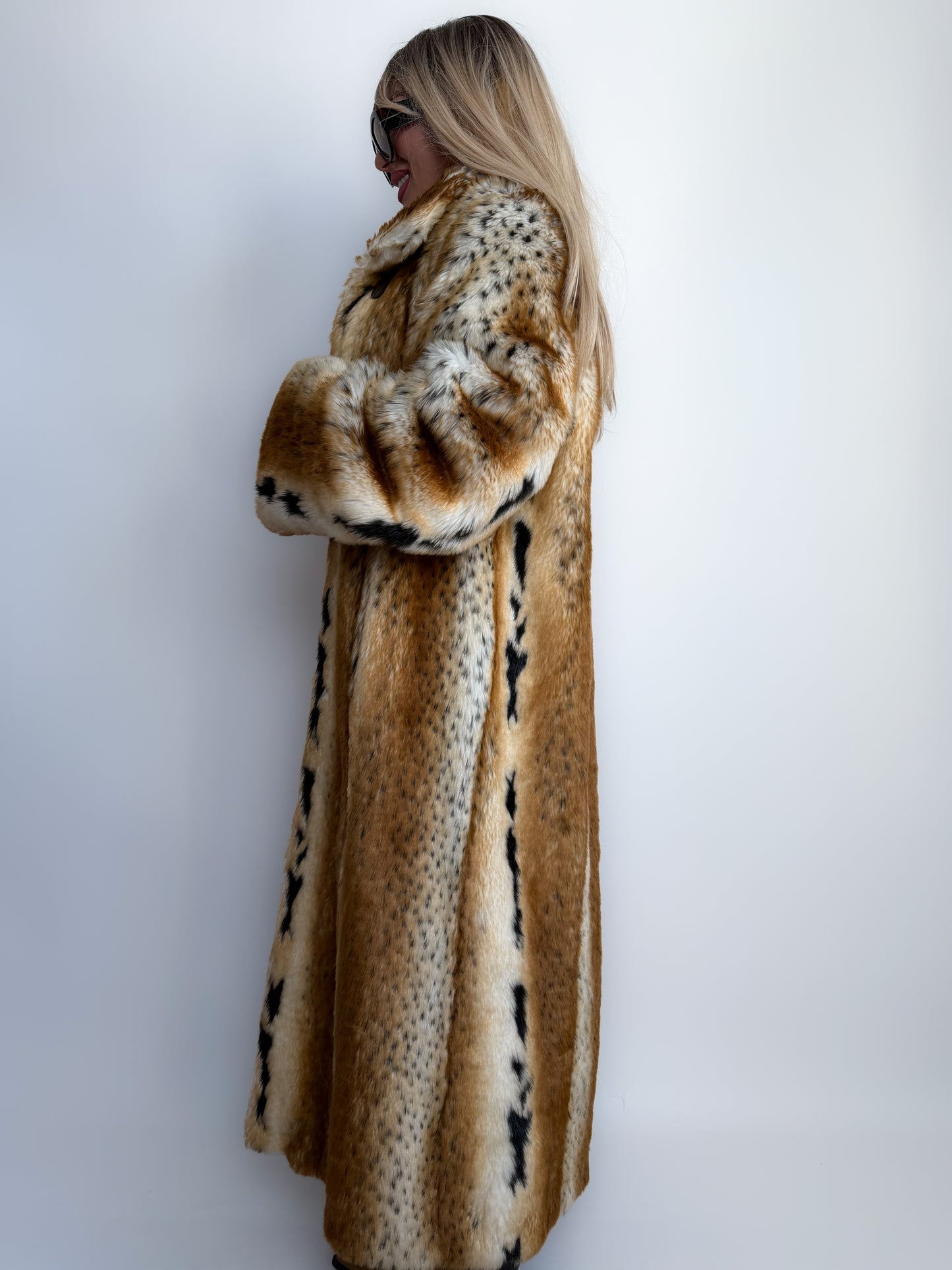 Vintage lonf faux fur statment animal print winter coat L