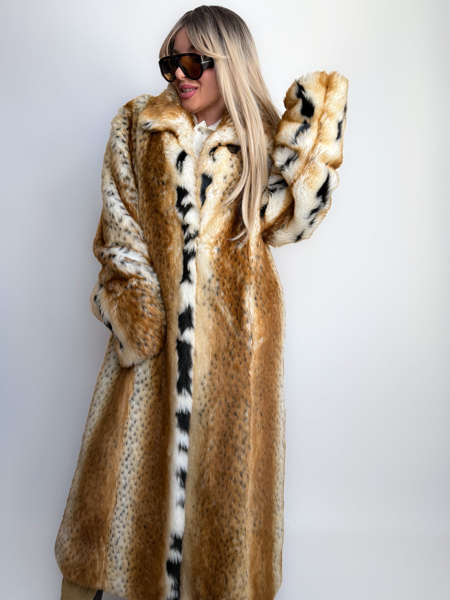 Vintage lonf faux fur statment animal print winter coat L