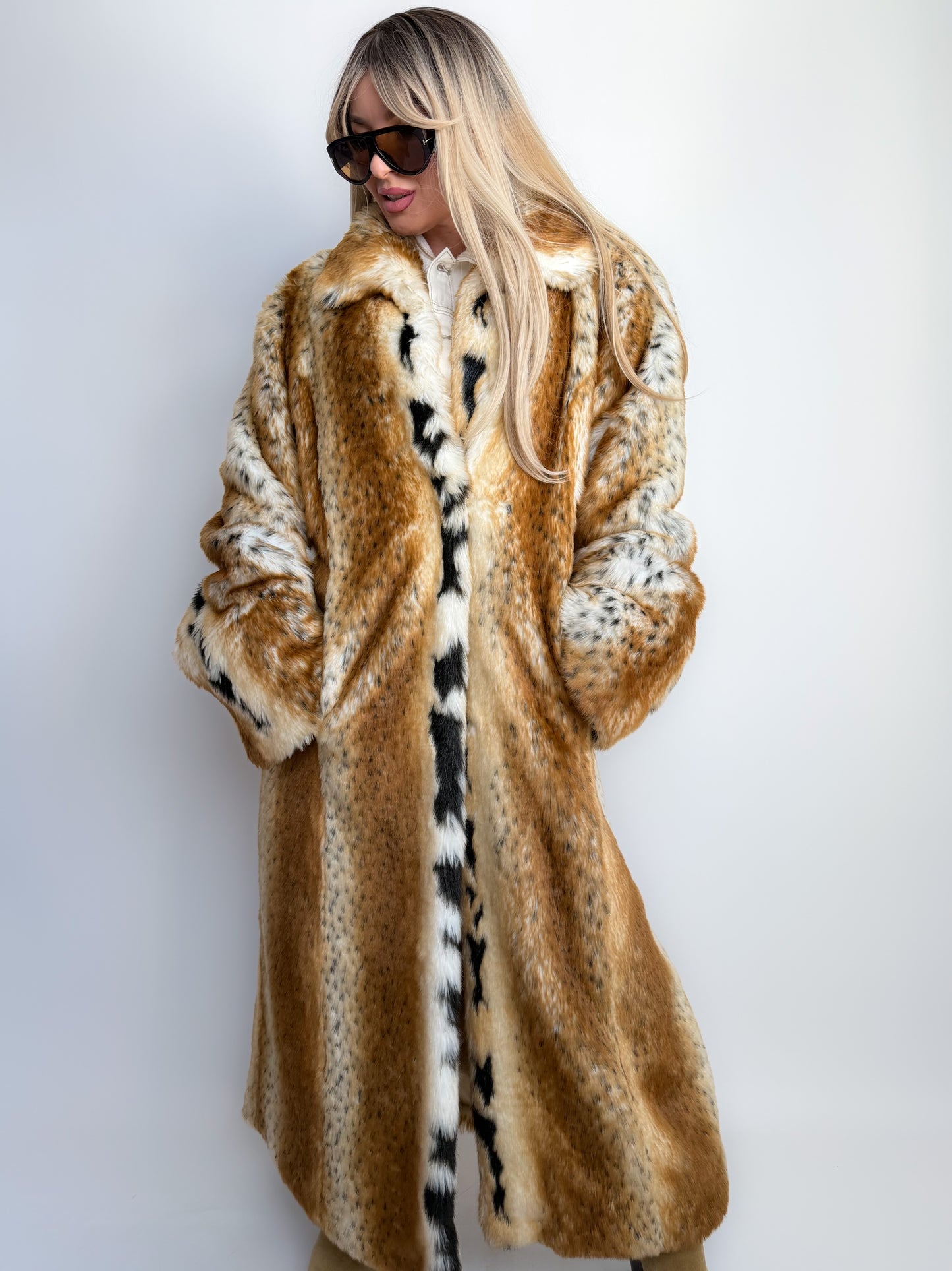Vintage lonf faux fur statment animal print winter coat L