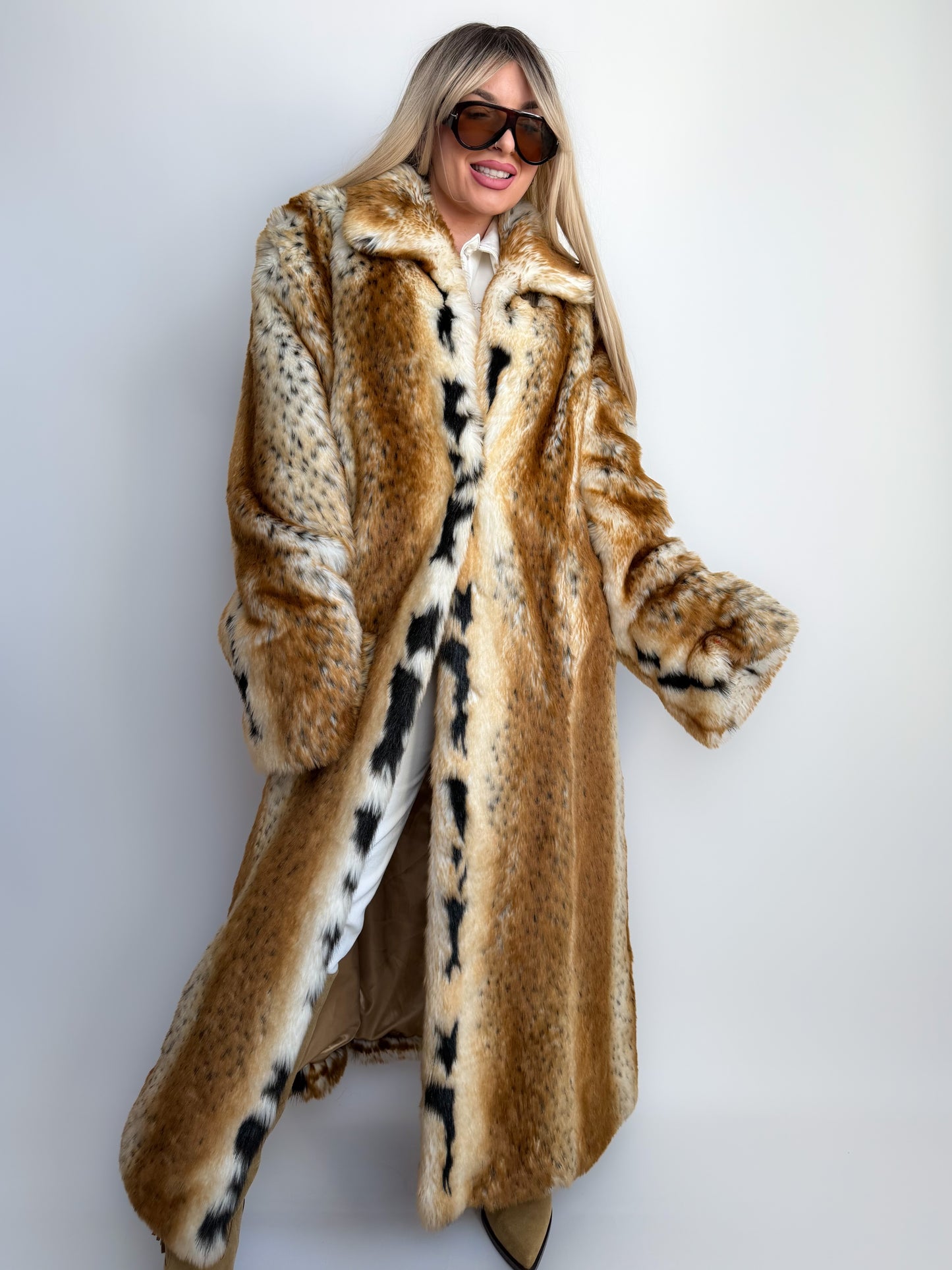 Vintage lonf faux fur statment animal print winter coat L