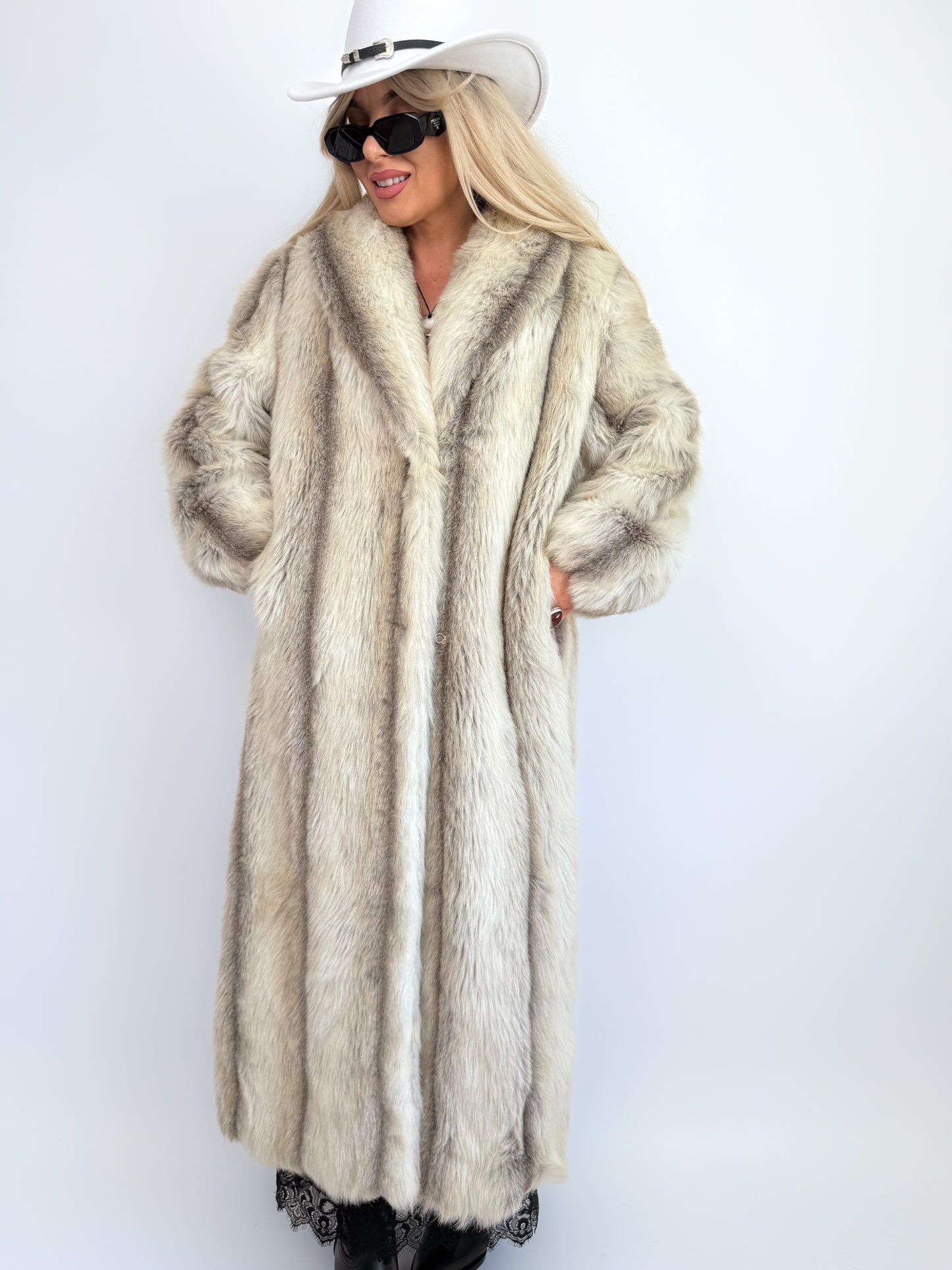 Vintage Cream Ivory Faux Fur Full Length Coat – Mob Wife Style  Winter Coat S