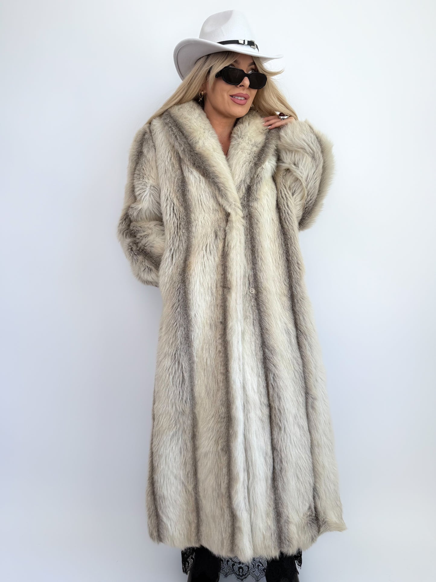 Vintage Cream Ivory Faux Fur Full Length Coat – Mob Wife Style  Winter Coat S