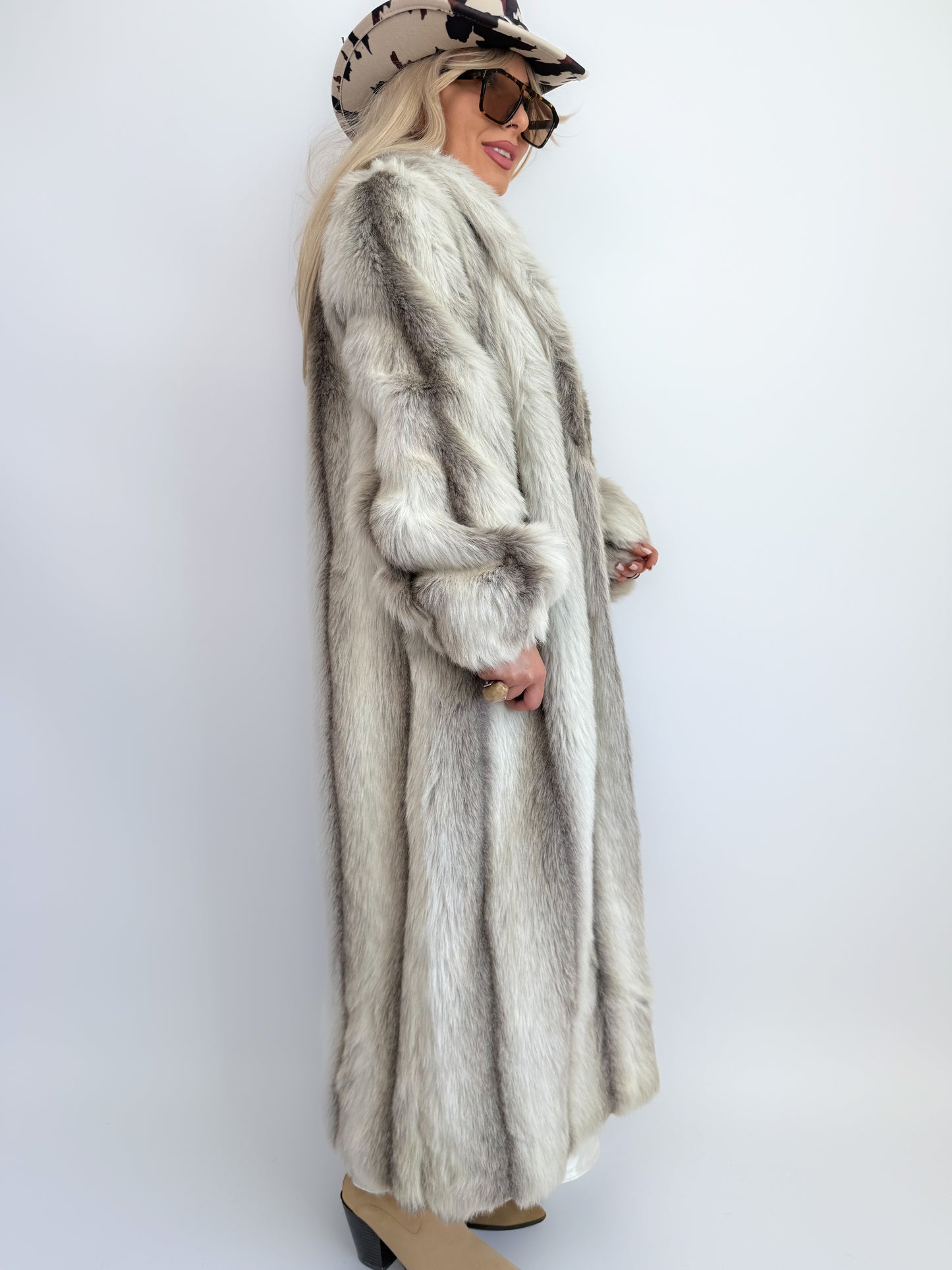 Vintage Cream Ivory Faux Fur Full Length Coat – Mob Wife Style  Winter Coat M