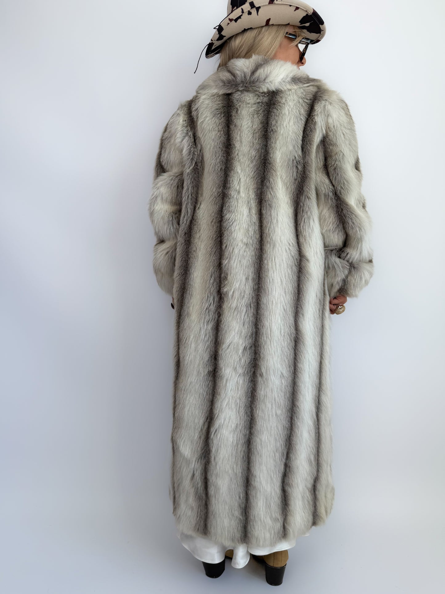 Vintage Cream Ivory Faux Fur Full Length Coat – Mob Wife Style  Winter Coat M