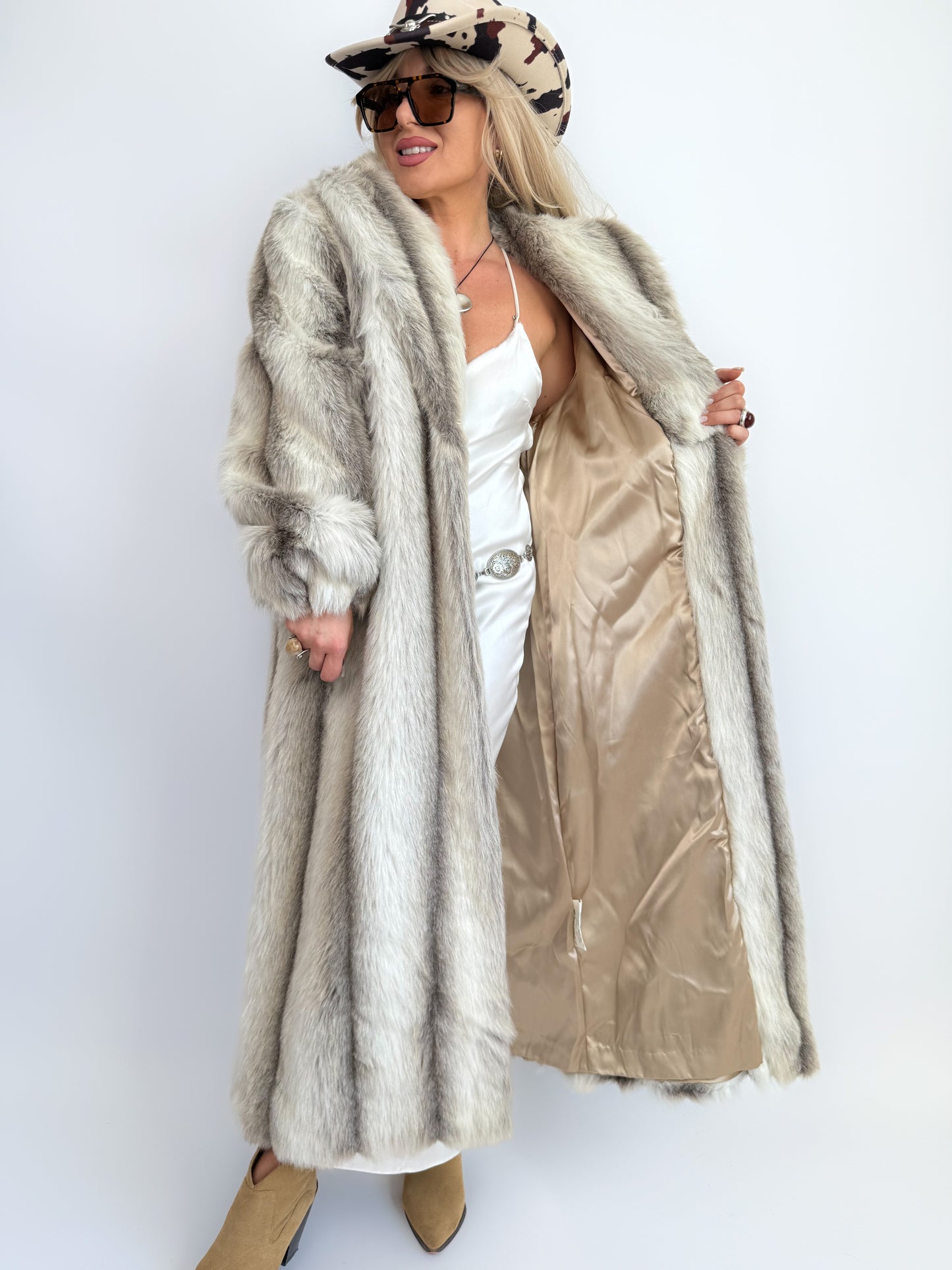 Vintage Cream Ivory Faux Fur Full Length Coat – Mob Wife Style  Winter Coat M